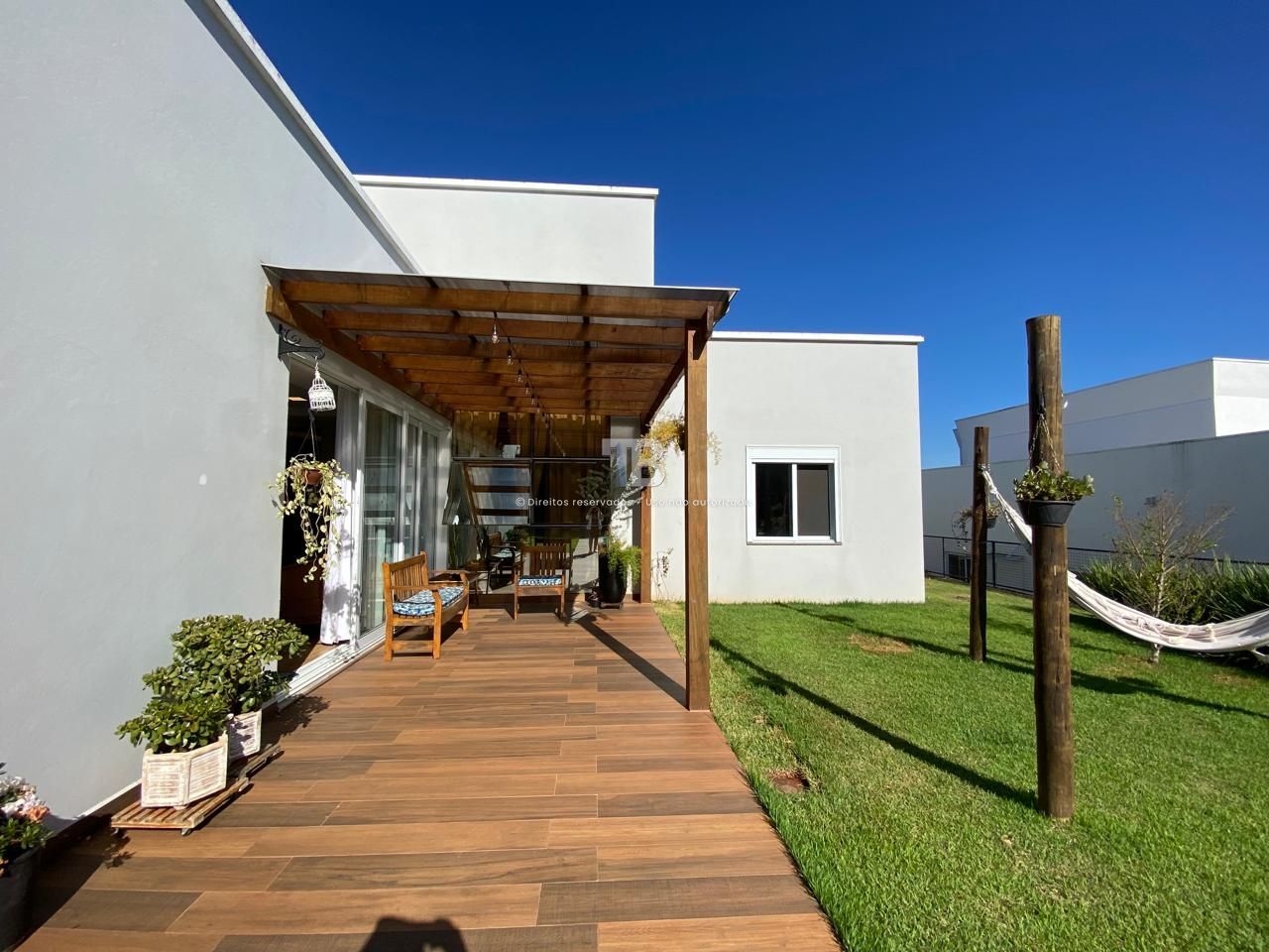 Casa à Venda Espelho das Águas