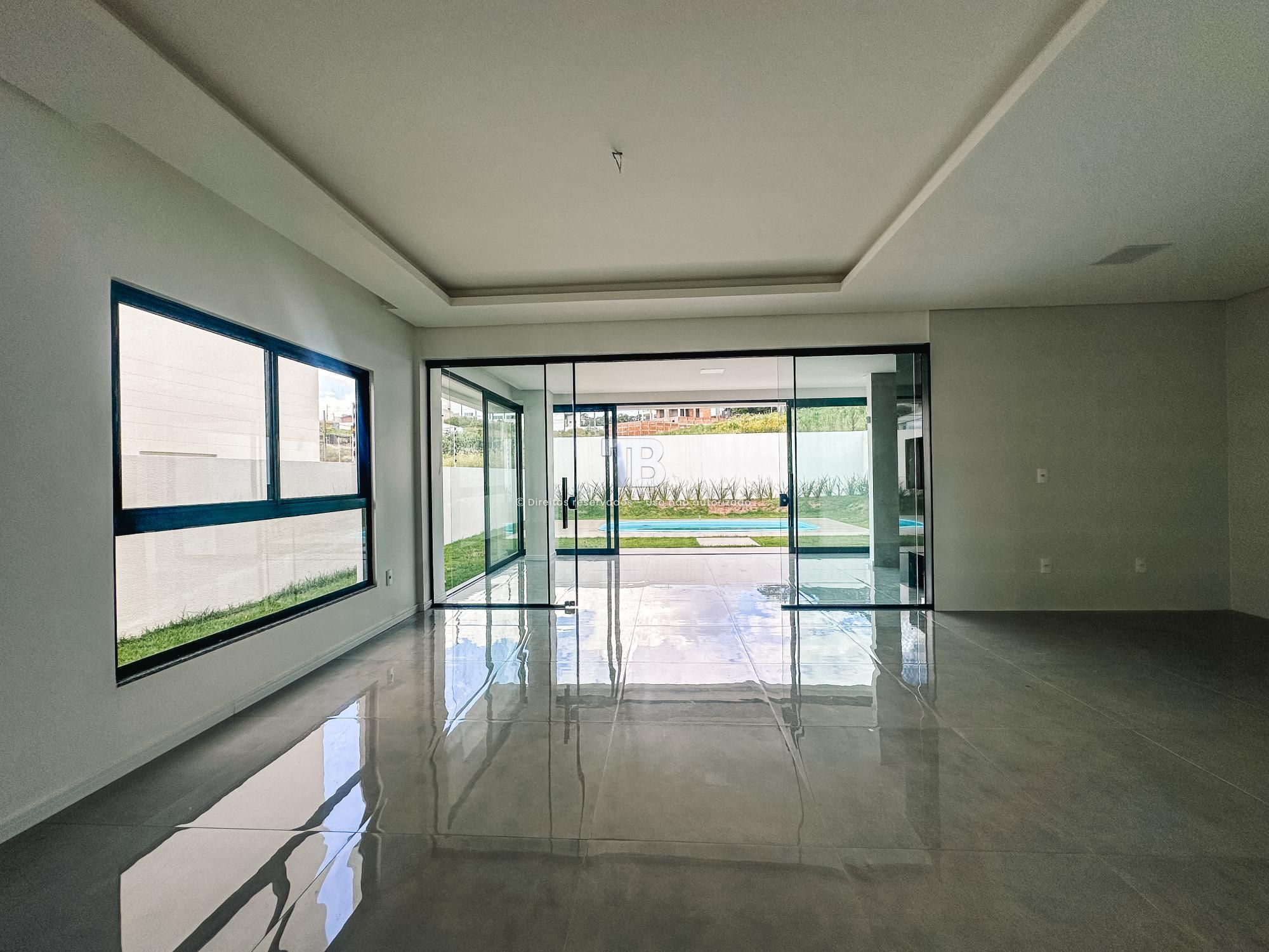 Casa com piscina e vista no Jardim Europa