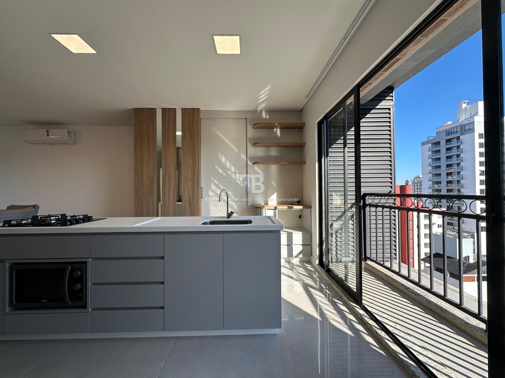 Apartamento Semimobiliado
