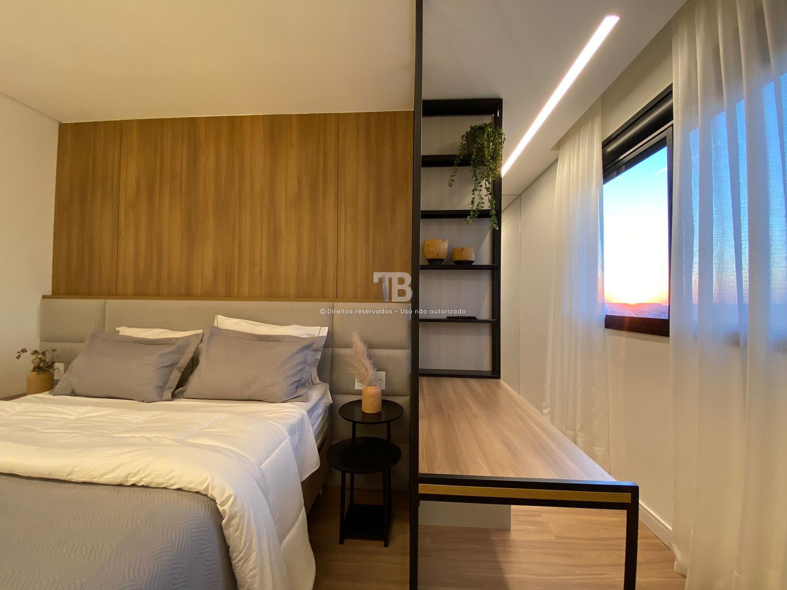 4166 – Apartamento Mobiliado no Centro: 3 Suítes e Vista Panorâmica