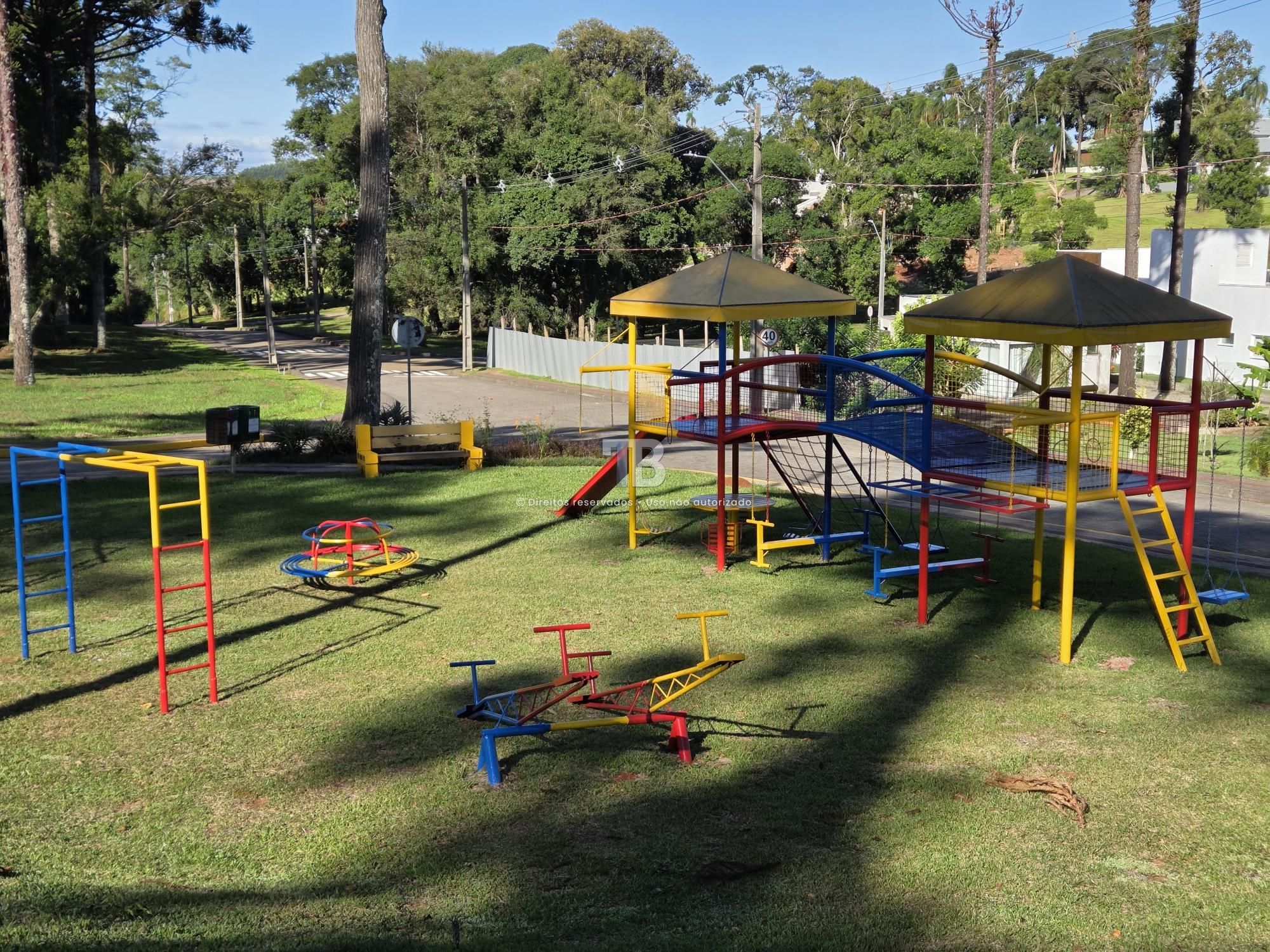 Terreno em Condomínio Fechado