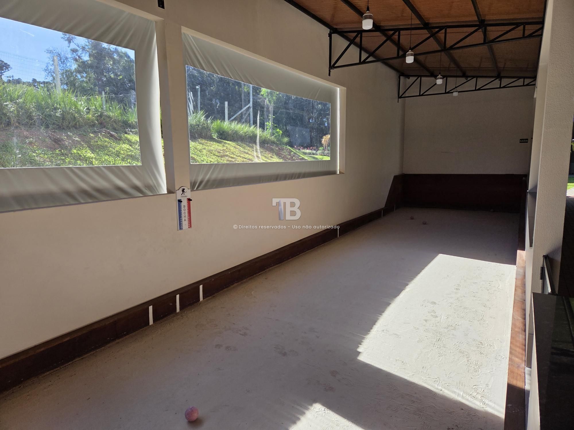 Terreno em Condomínio Fechado