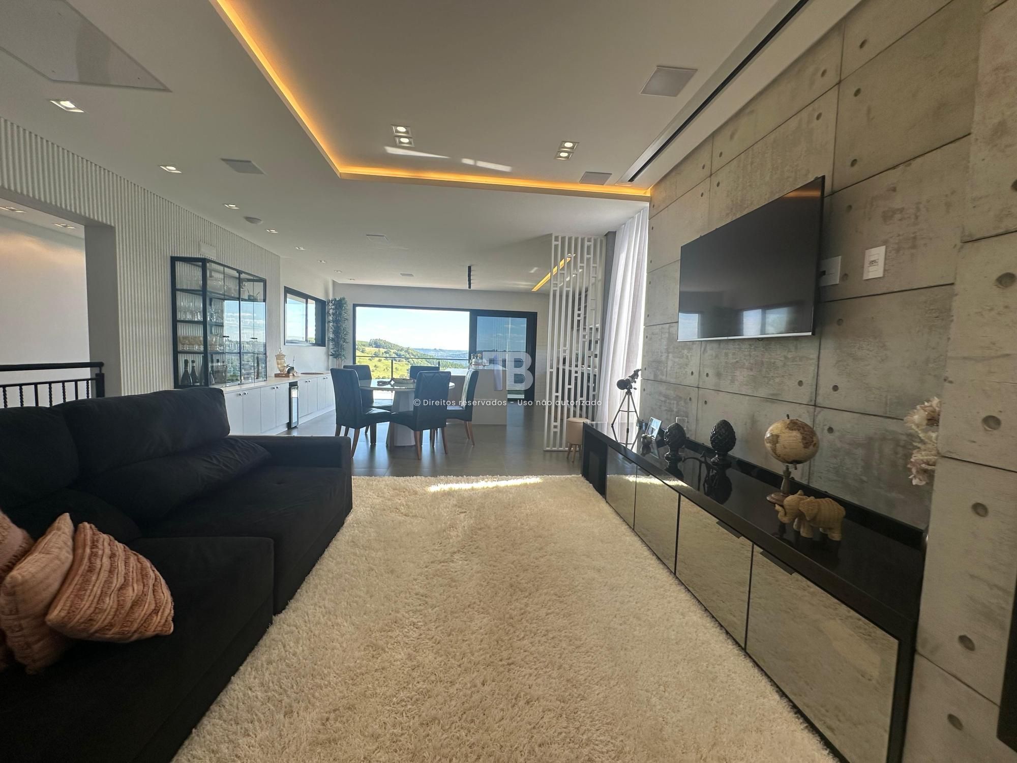 Casa Mobiliada em Condomínio Fechado