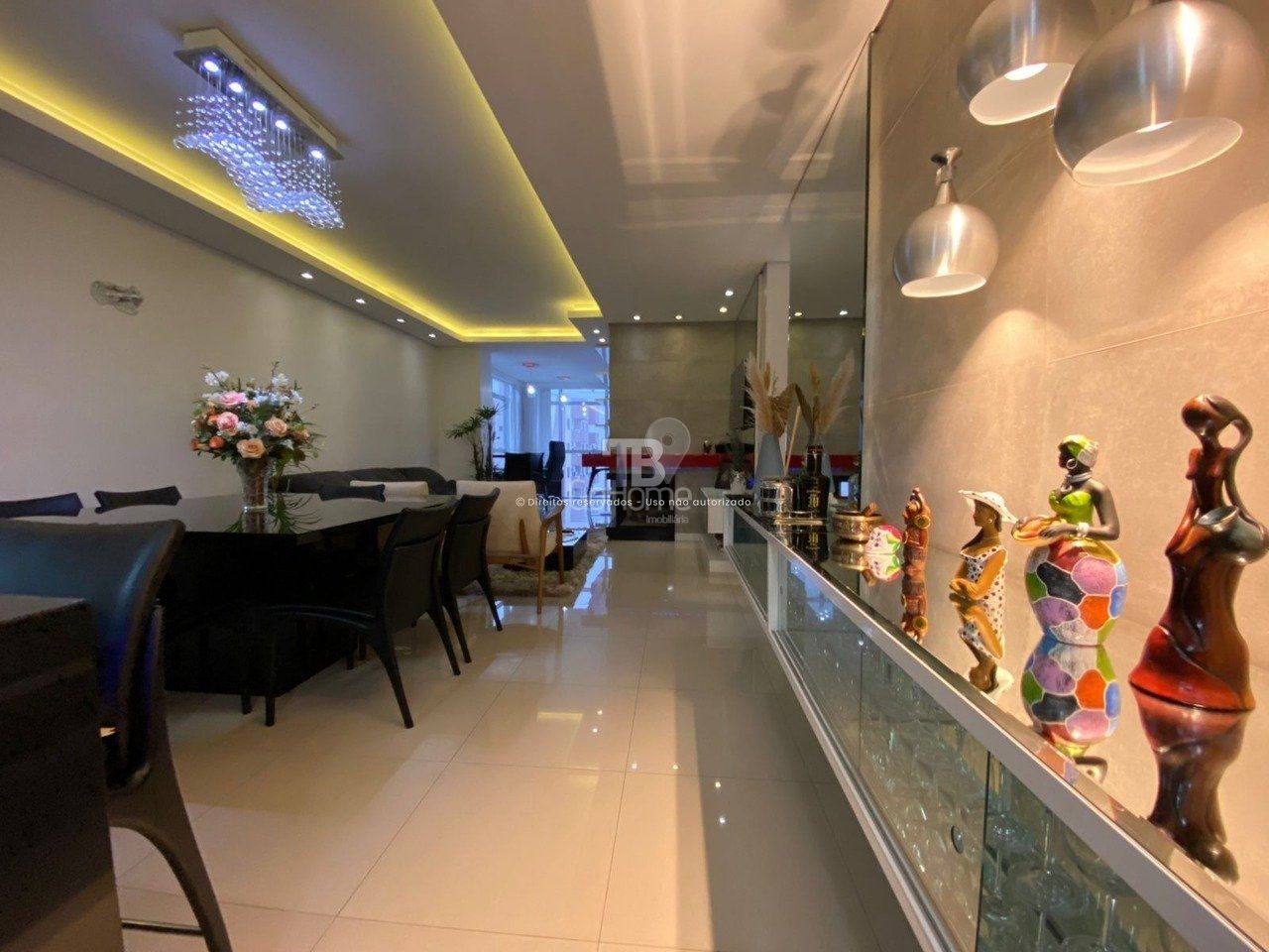 Próximo ao Lang Hotel