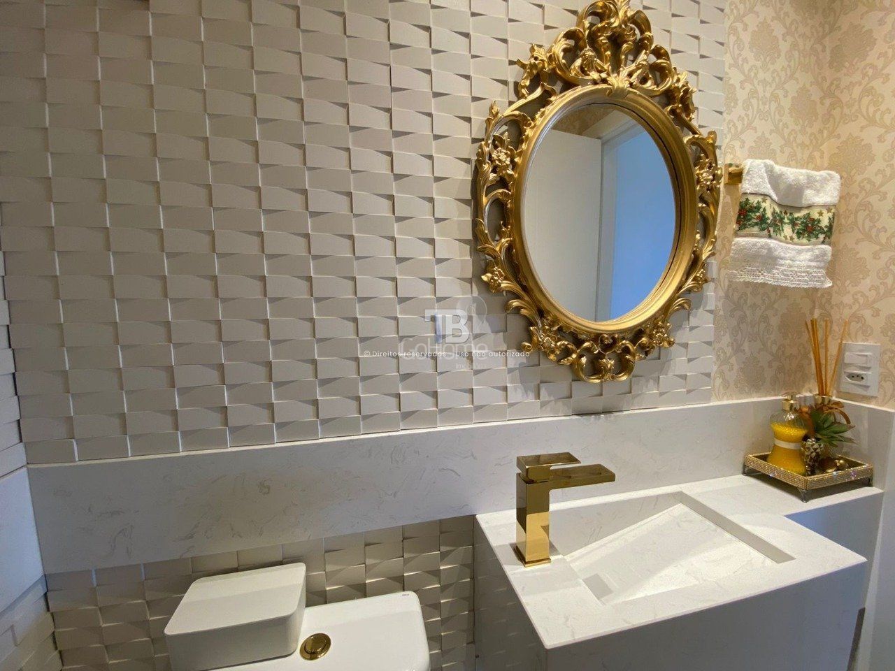 Mobiliado, Suíte Master e Ampla Área