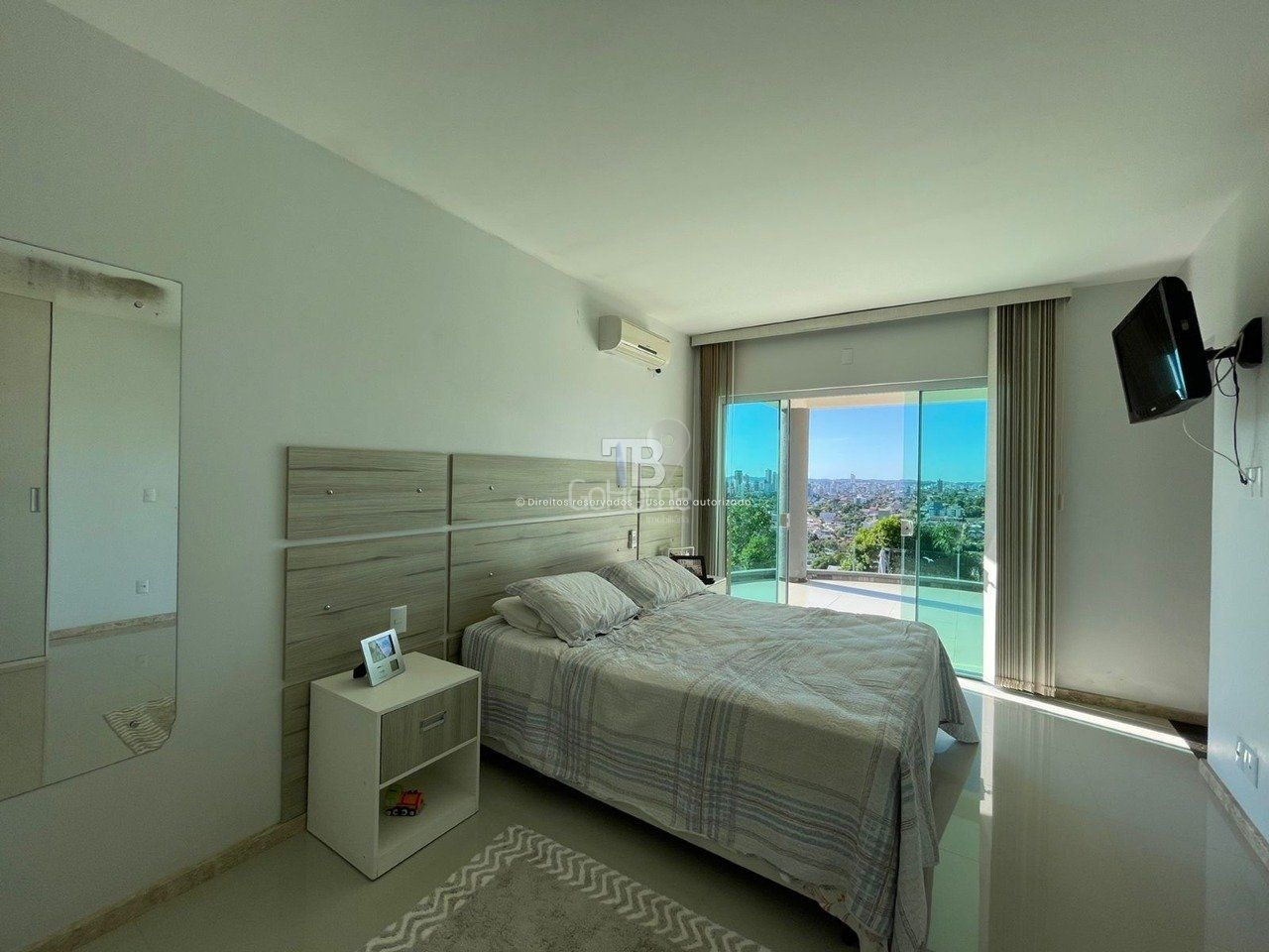 Casa Ampla com Vista Panorâmica