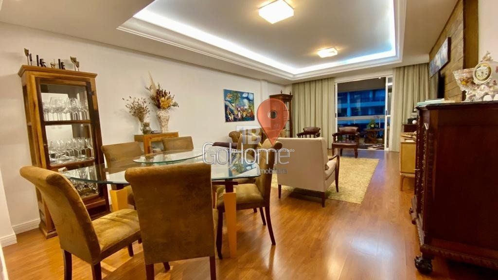 Apartamento Semimobiliado à Venda