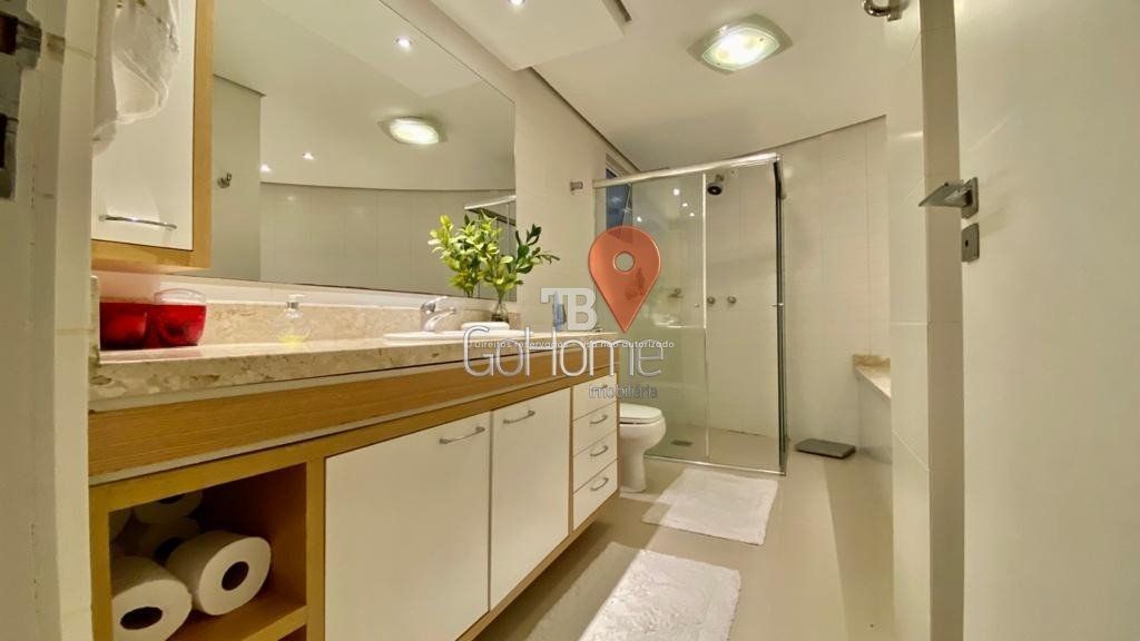 Apartamento Semimobiliado à Venda