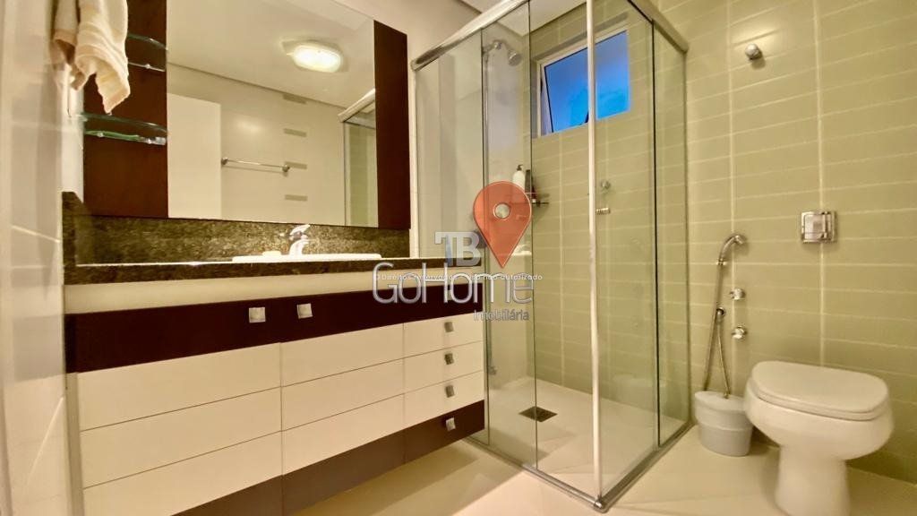 Apartamento Semimobiliado à Venda