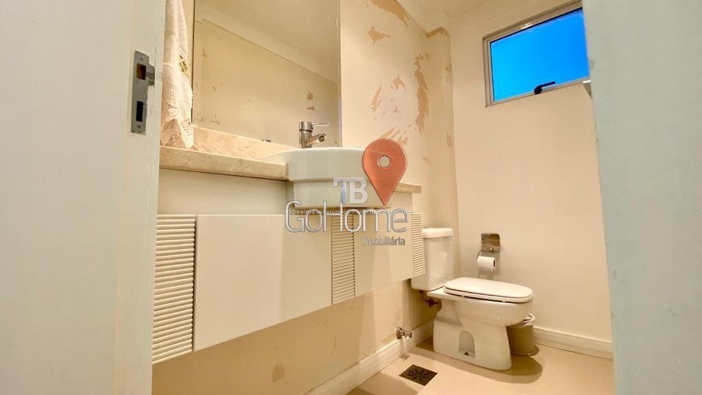 Apartamento Semimobiliado à Venda