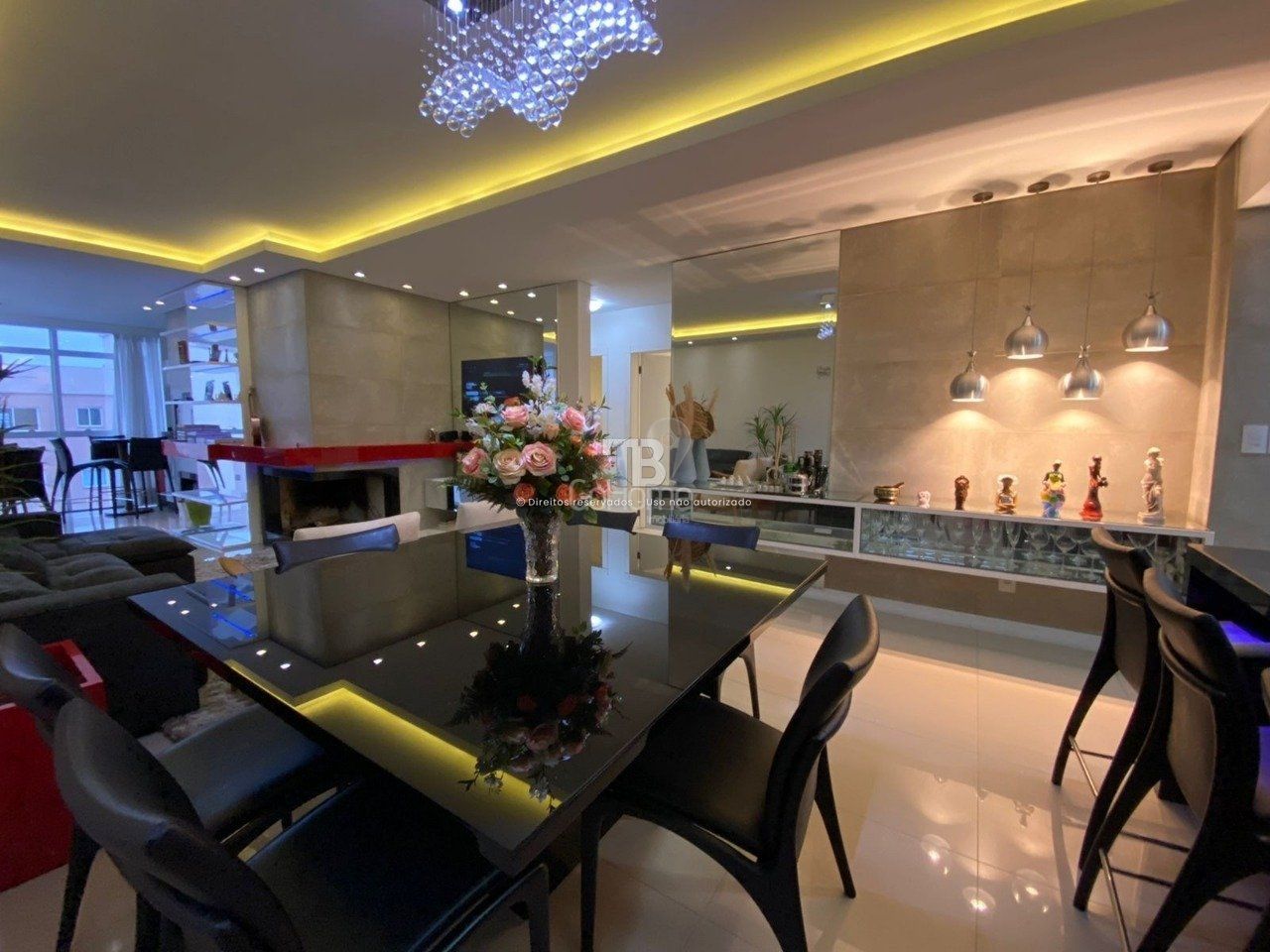 Próximo ao Lang Hotel