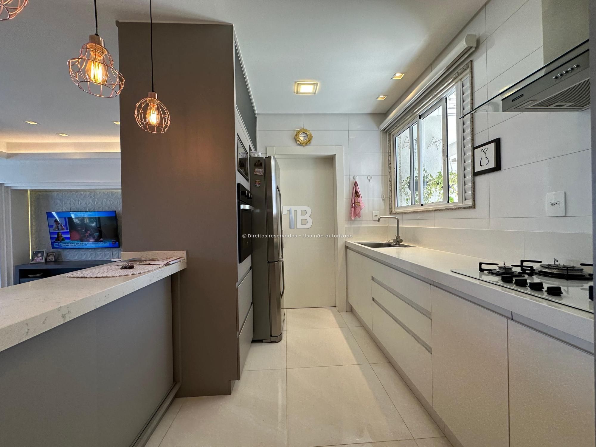 Apartamento Mobiliado com Suíte