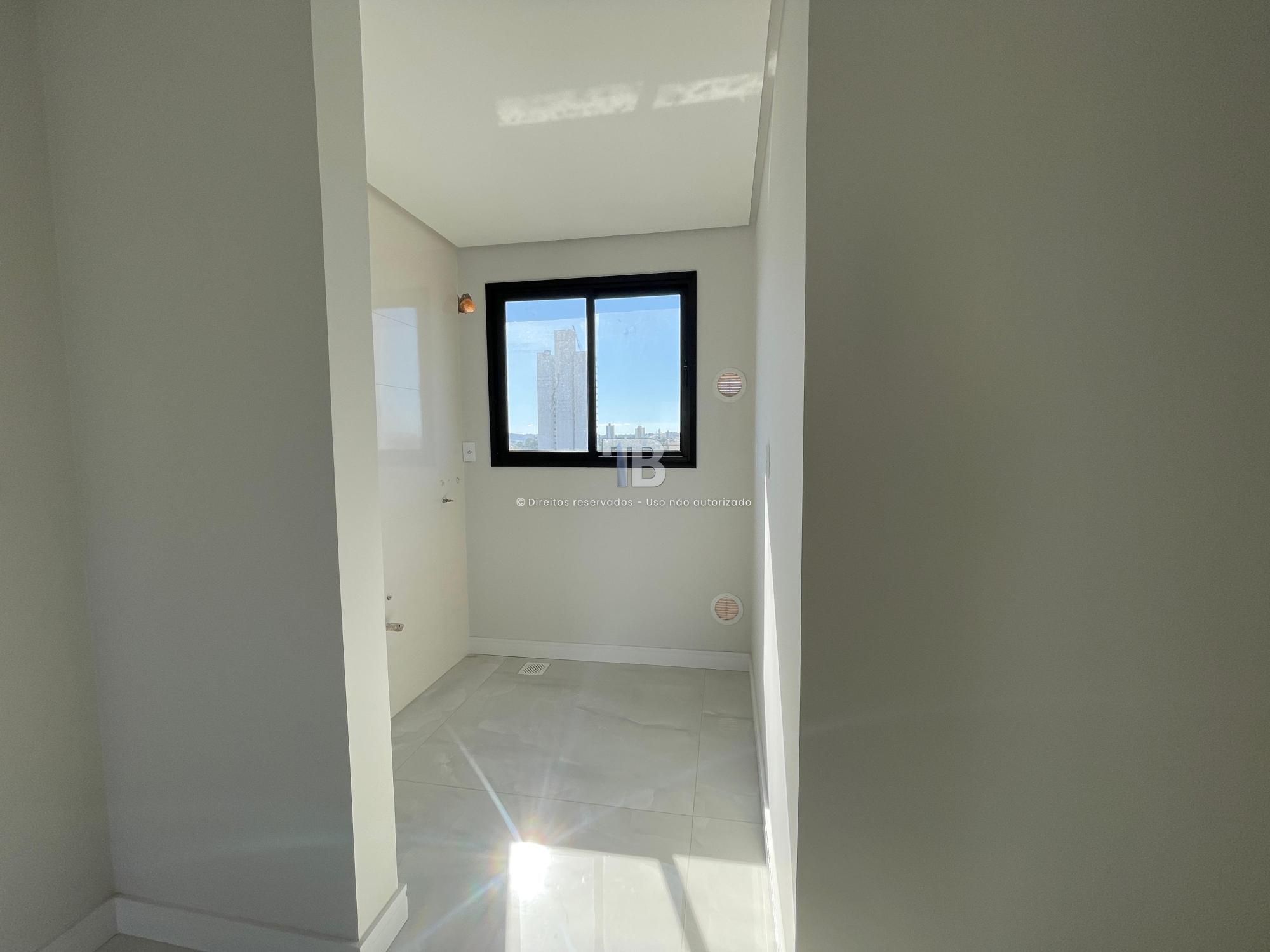 Apartamento Novo à Venda