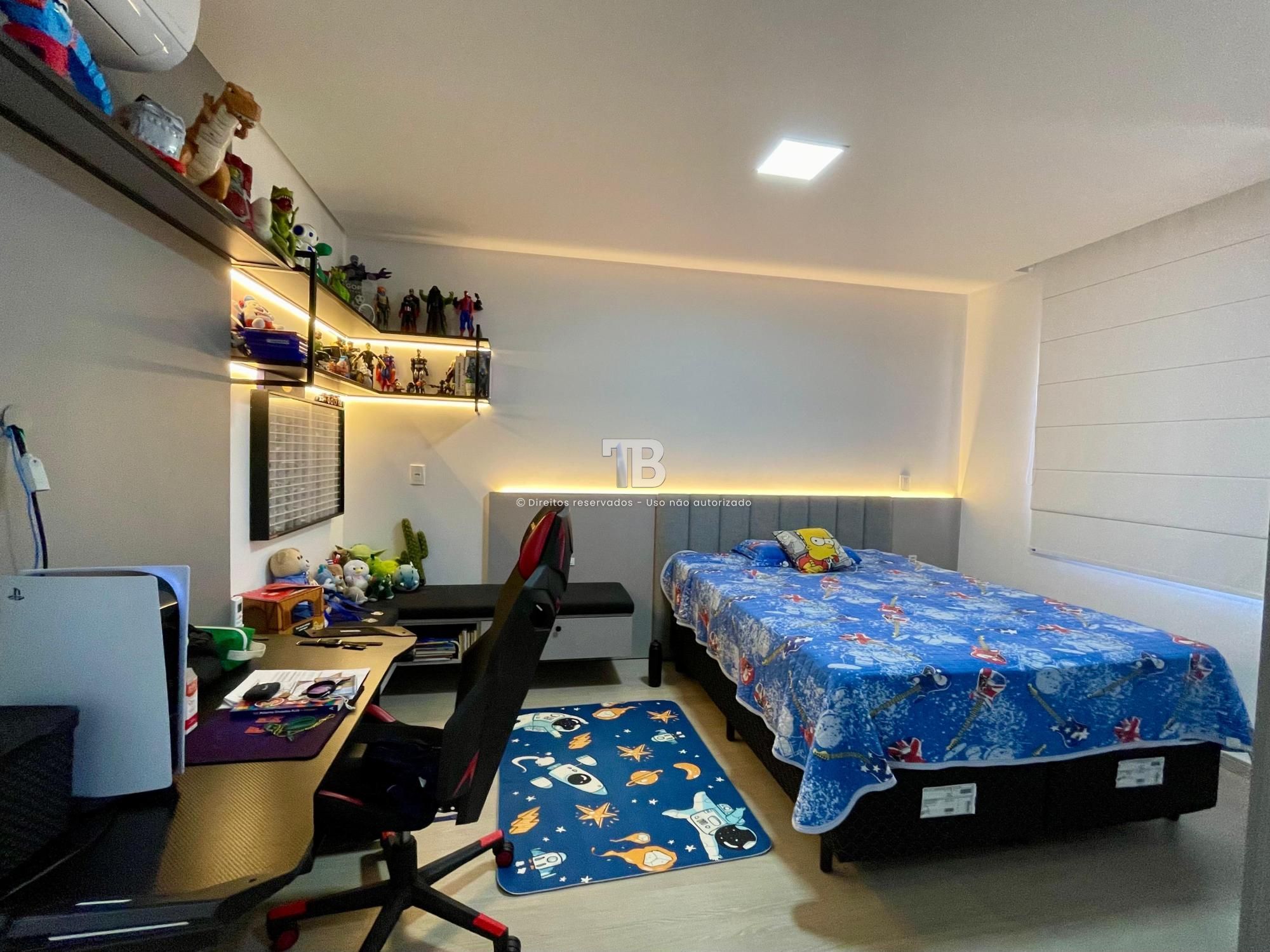 Casa à Venda com 3 suítes