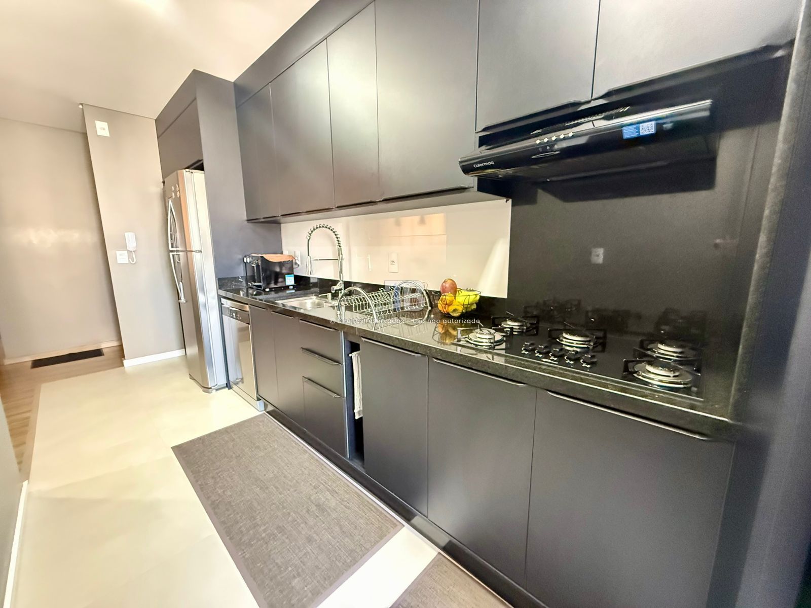 Apartamento Mobiliado à Venda