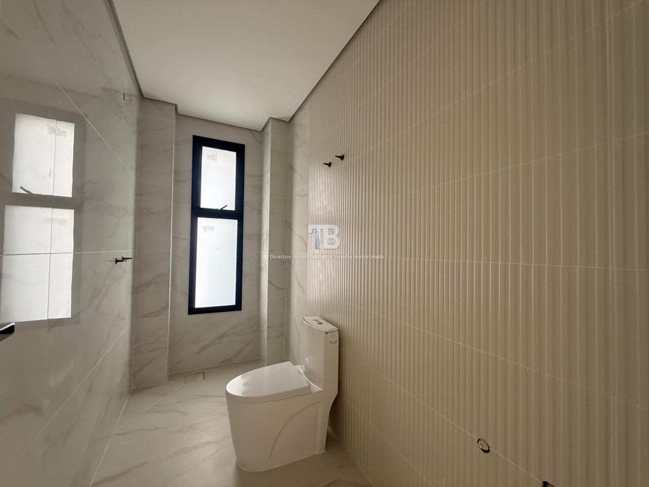 Apartamento Novo à Venda