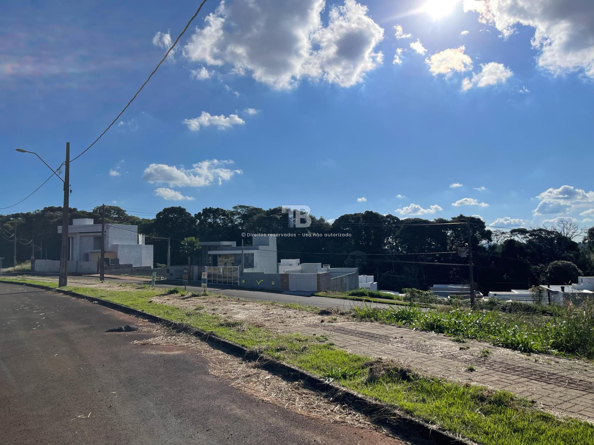 Terreno à venda com 476m²