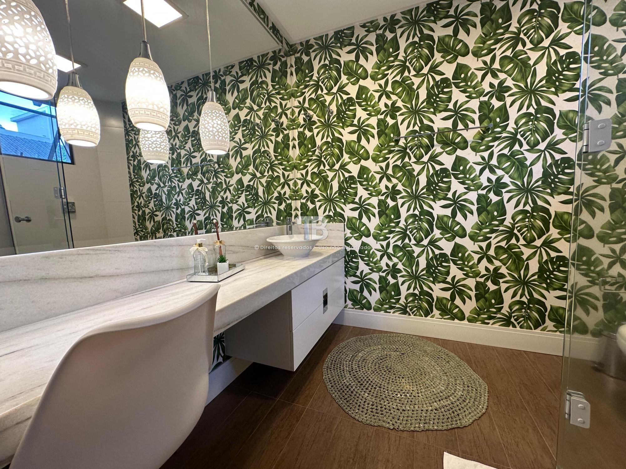 Casa em Condomínio Fechado