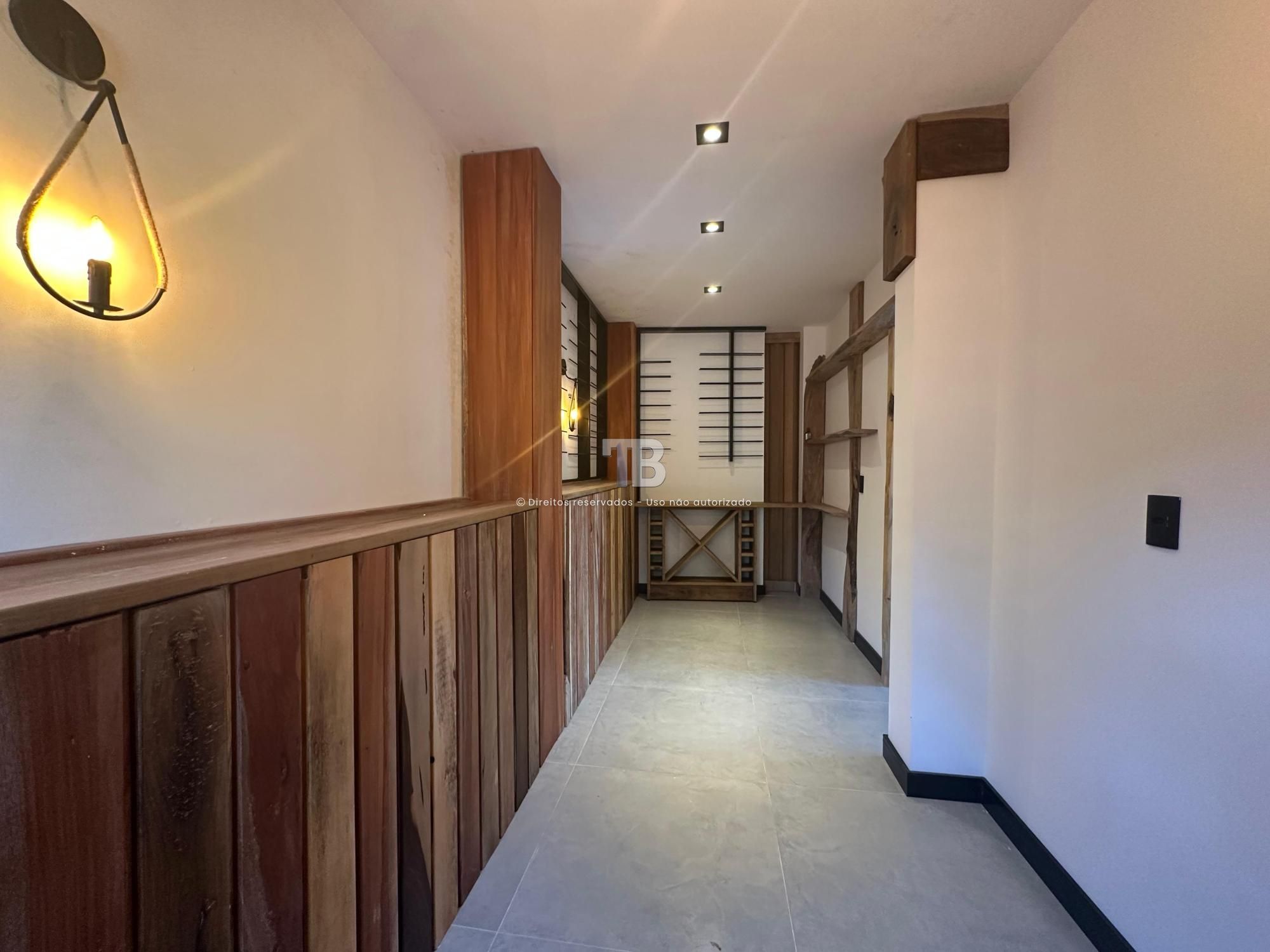 Casa em Condomínio Fechado
