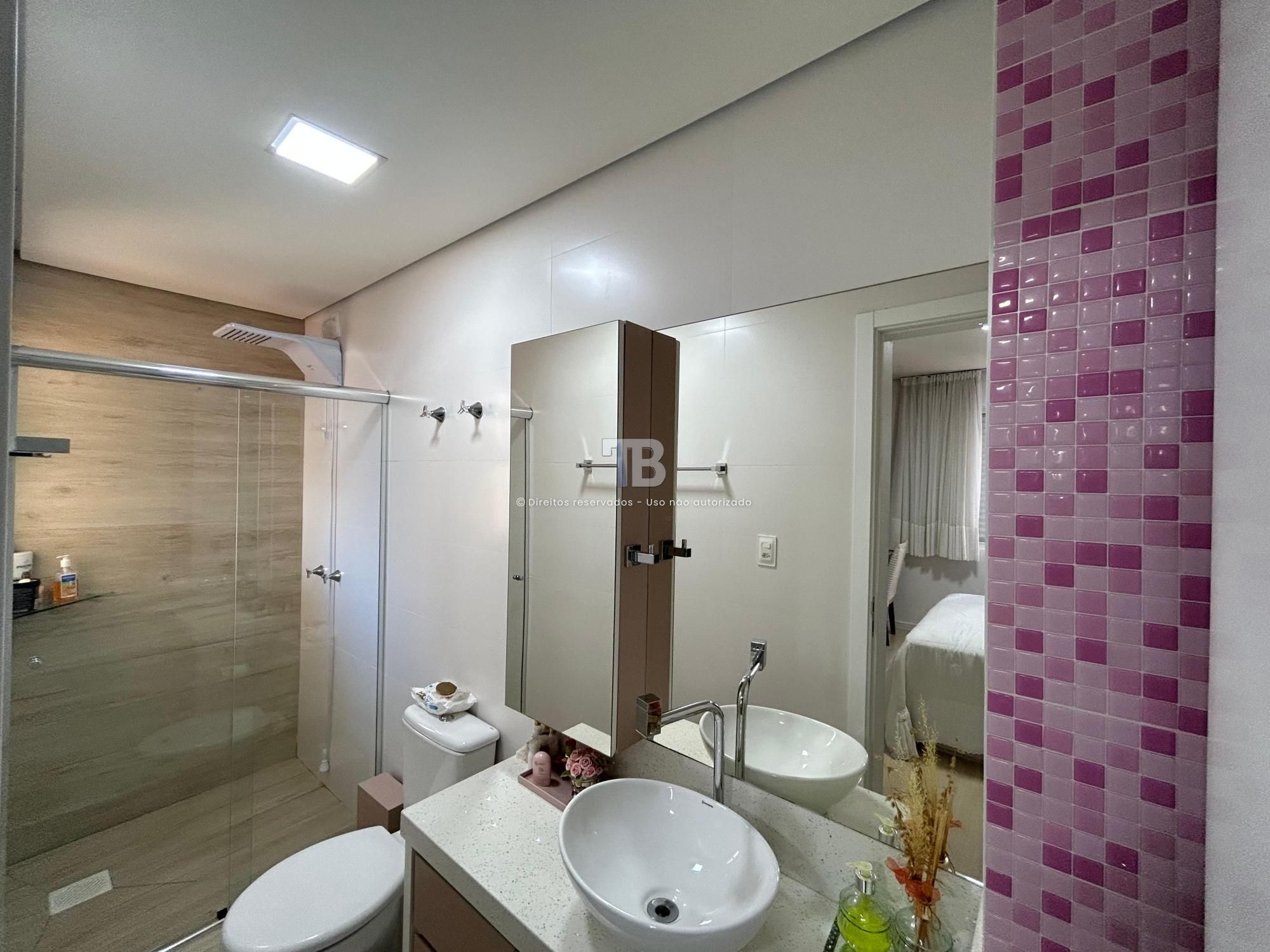 Apartamento com 3 suítes, sacada, lazer completo - Próximo da AABB e Marista