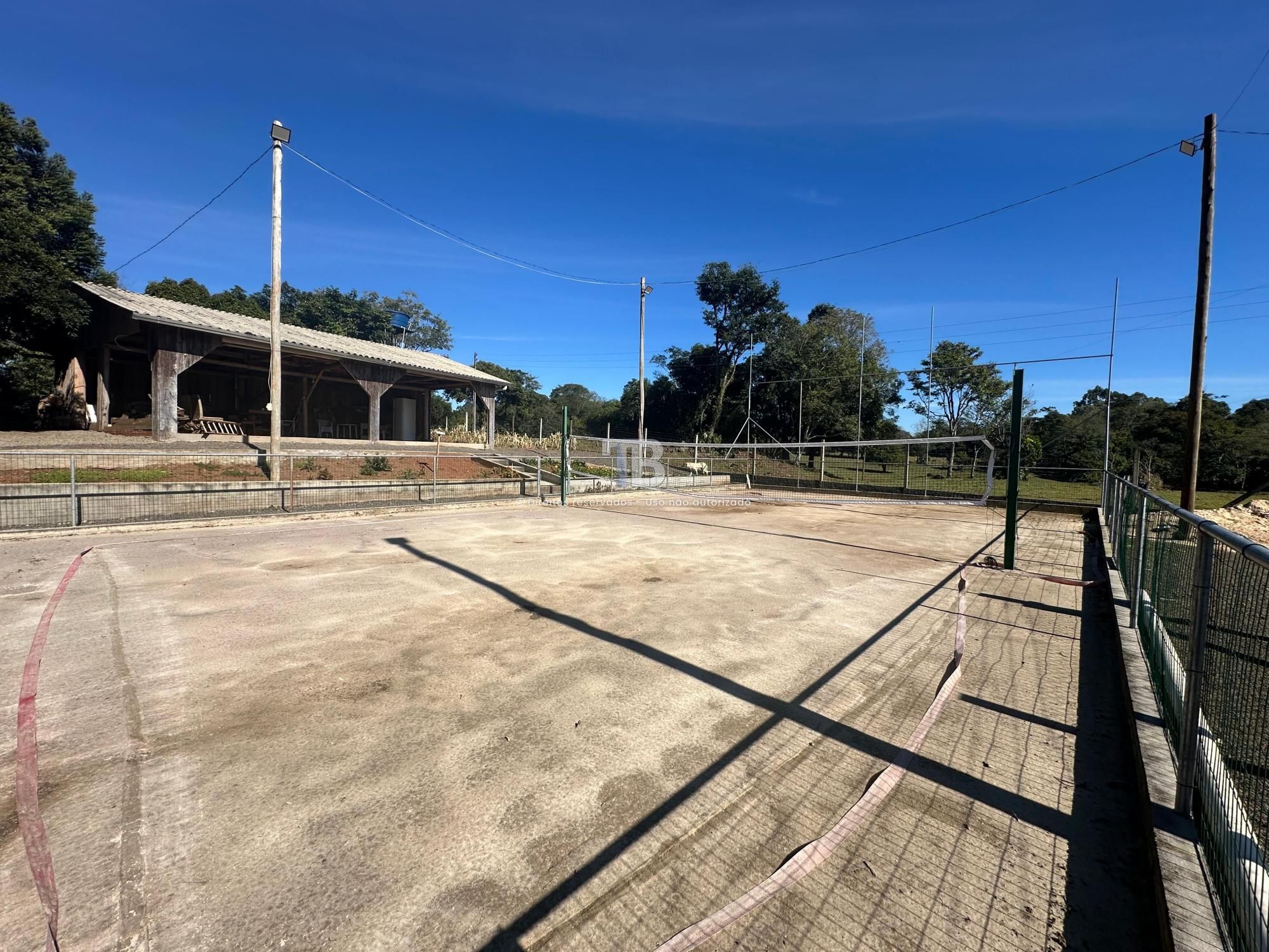 Chácara à Venda na Linha Cachoeira