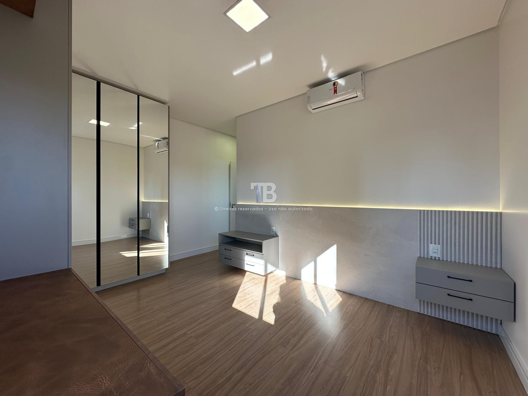 Apartamento Semimobiliado