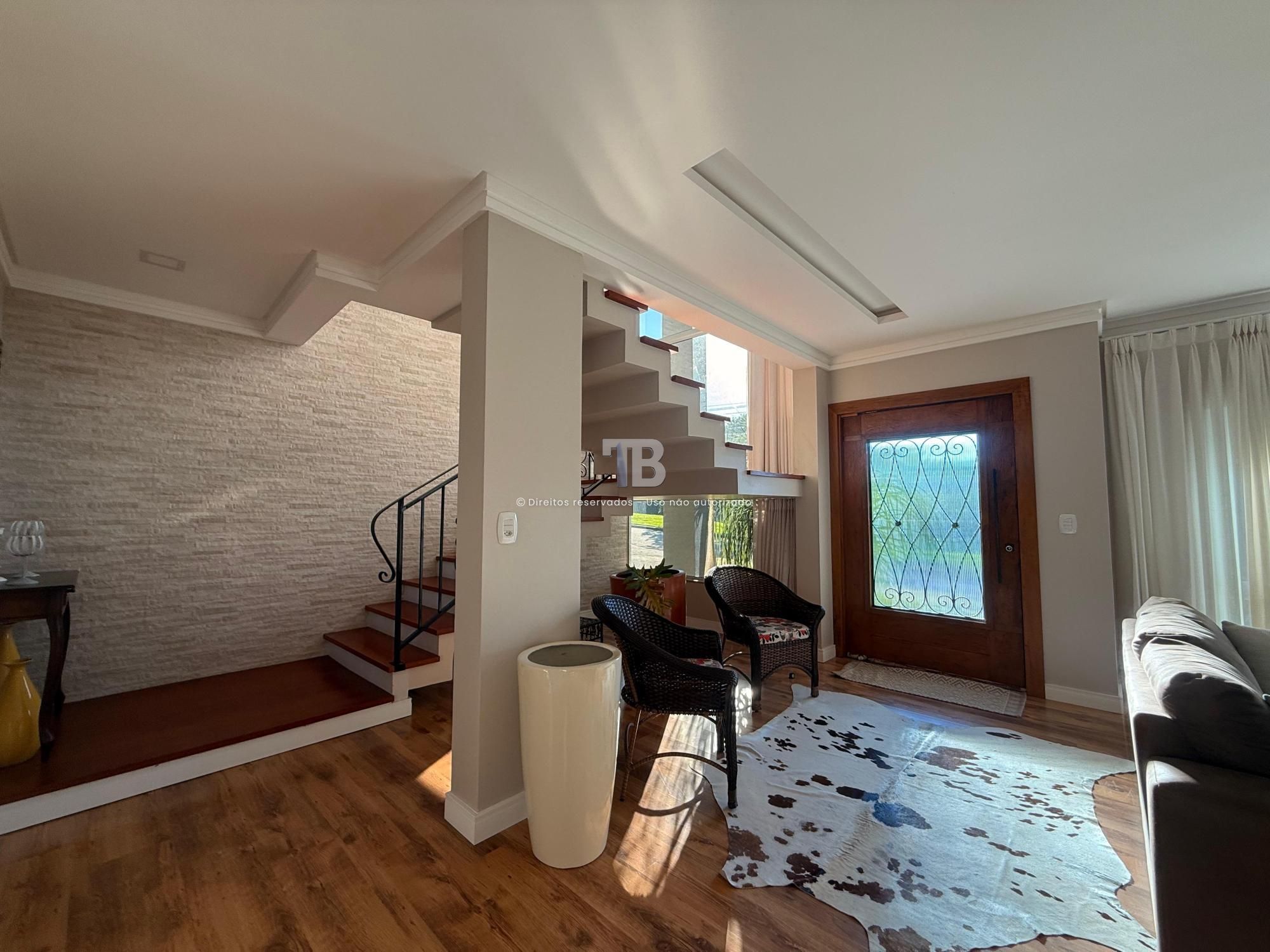 Casa Mobiliada Em Condomínio Fechado