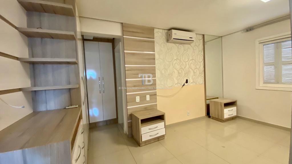 1069 – Casa térrea com piscina e semi mobiliada, no Passo dos Fortes