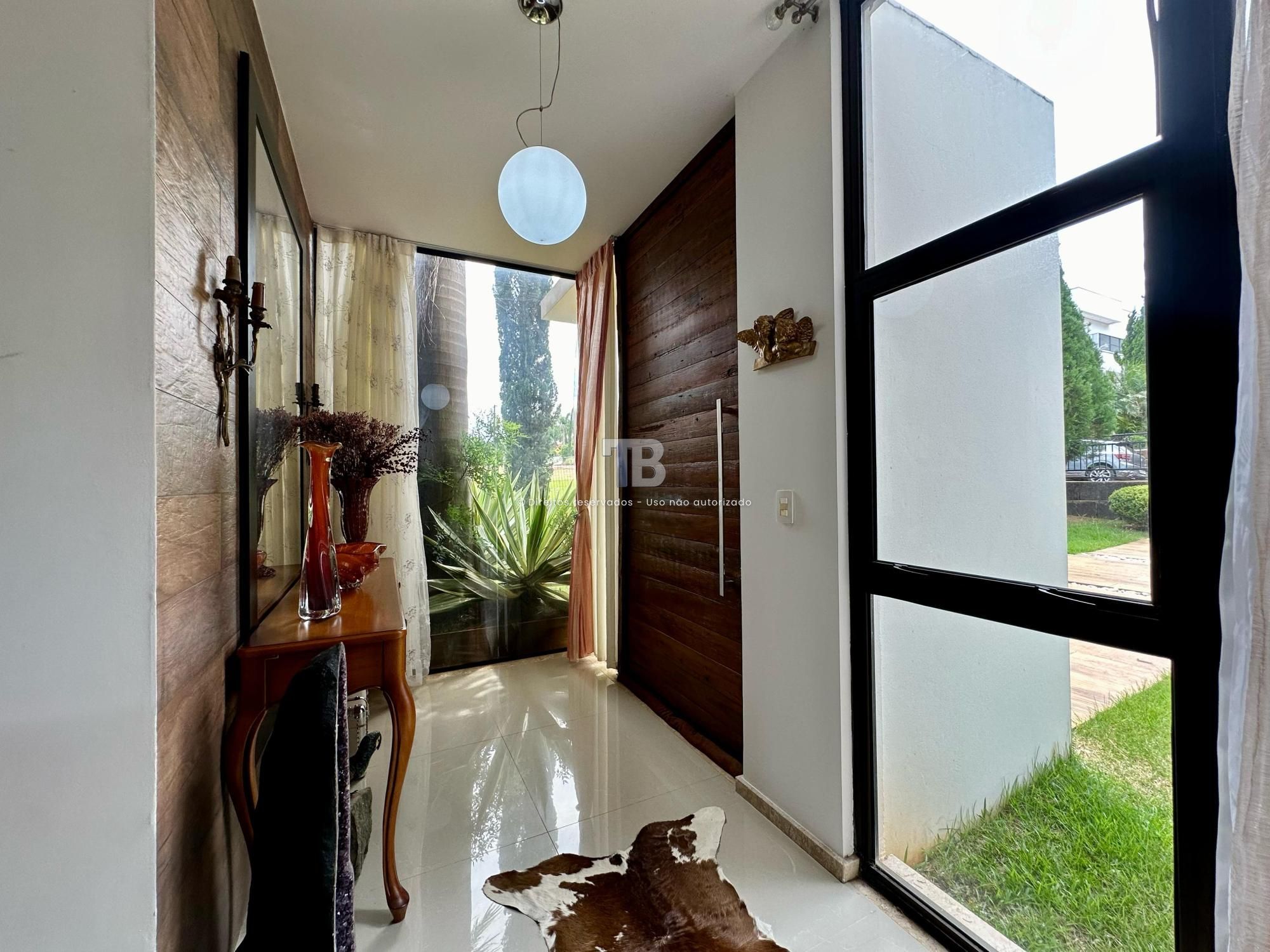 Casa em condomínio fechado