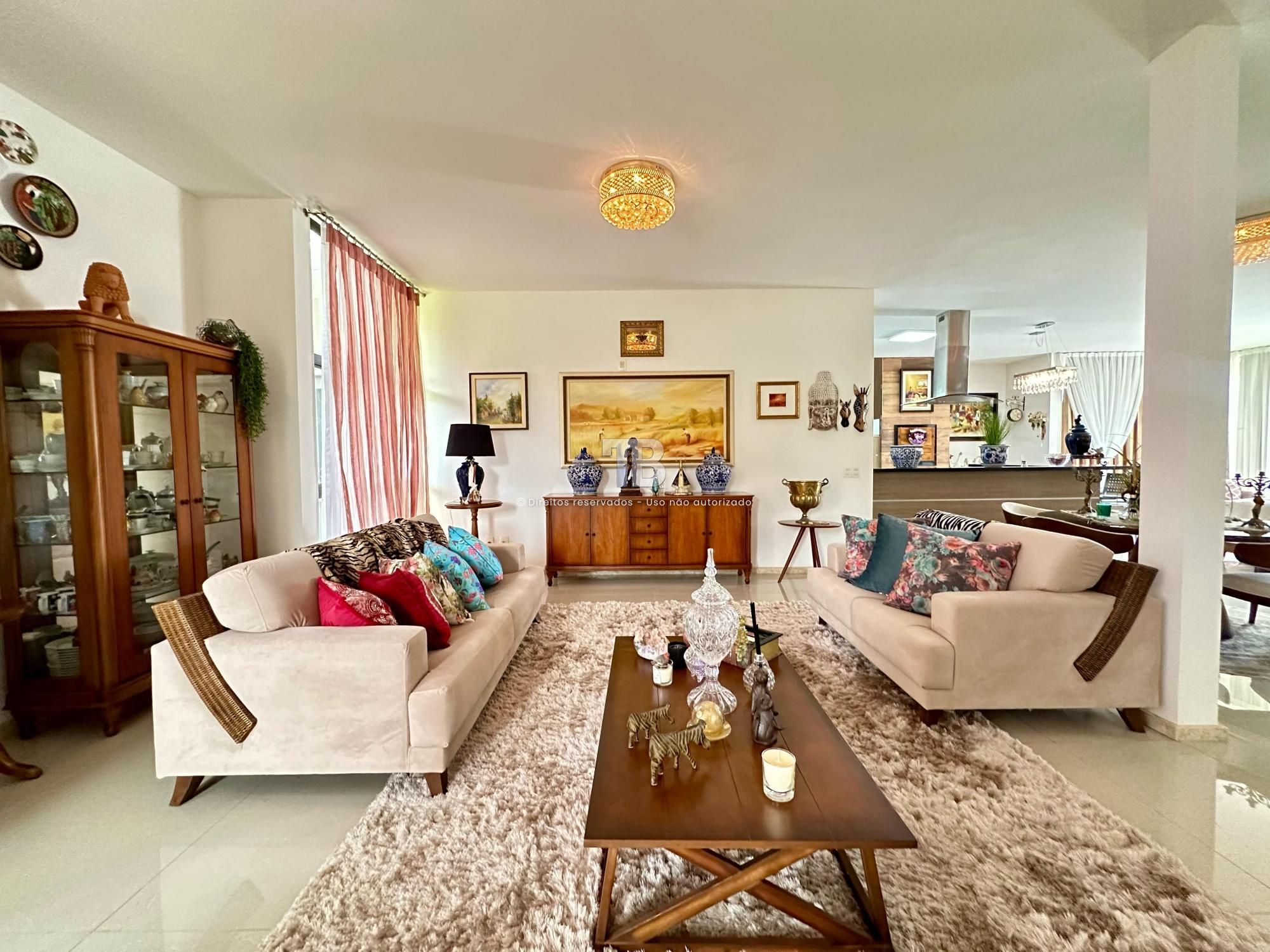 Casa em condomínio fechado