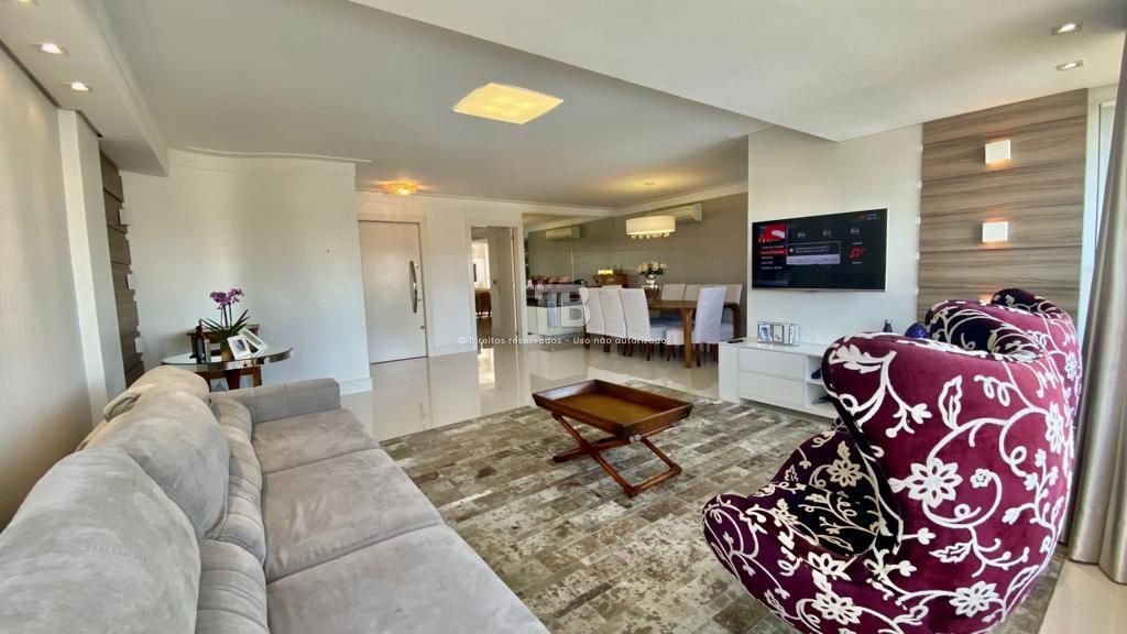 Apartamento Exclusivo: 3 Suítes, Centro