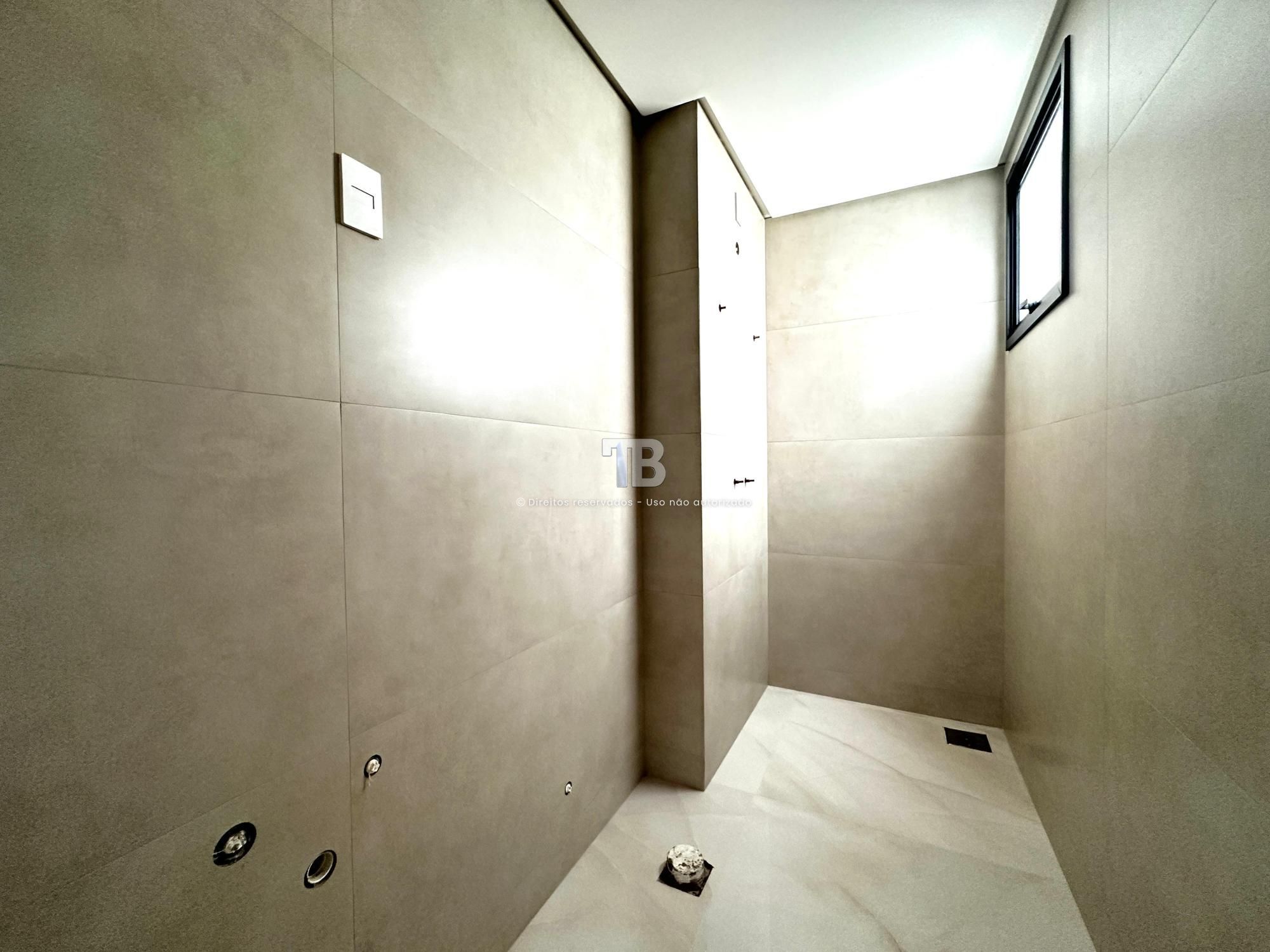 Apartamento novo à venda