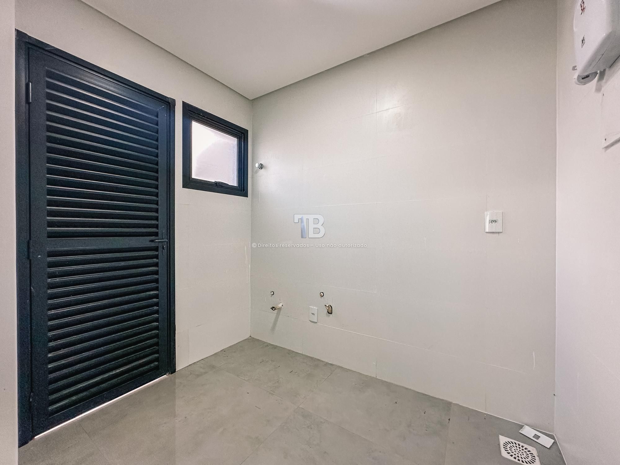 Casa com piscina e vista no Jardim Europa