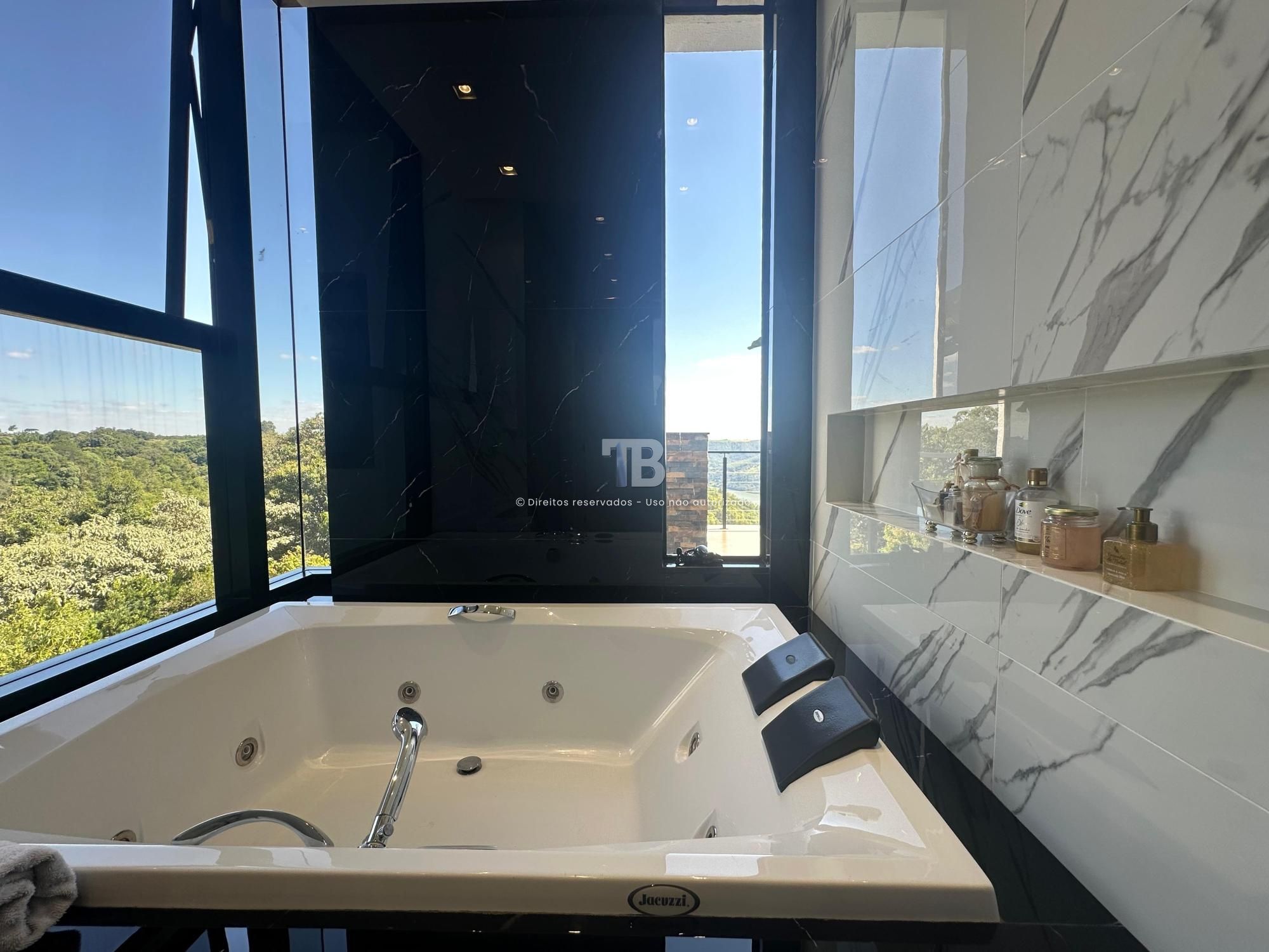 Casa Mobiliada em Condomínio Fechado