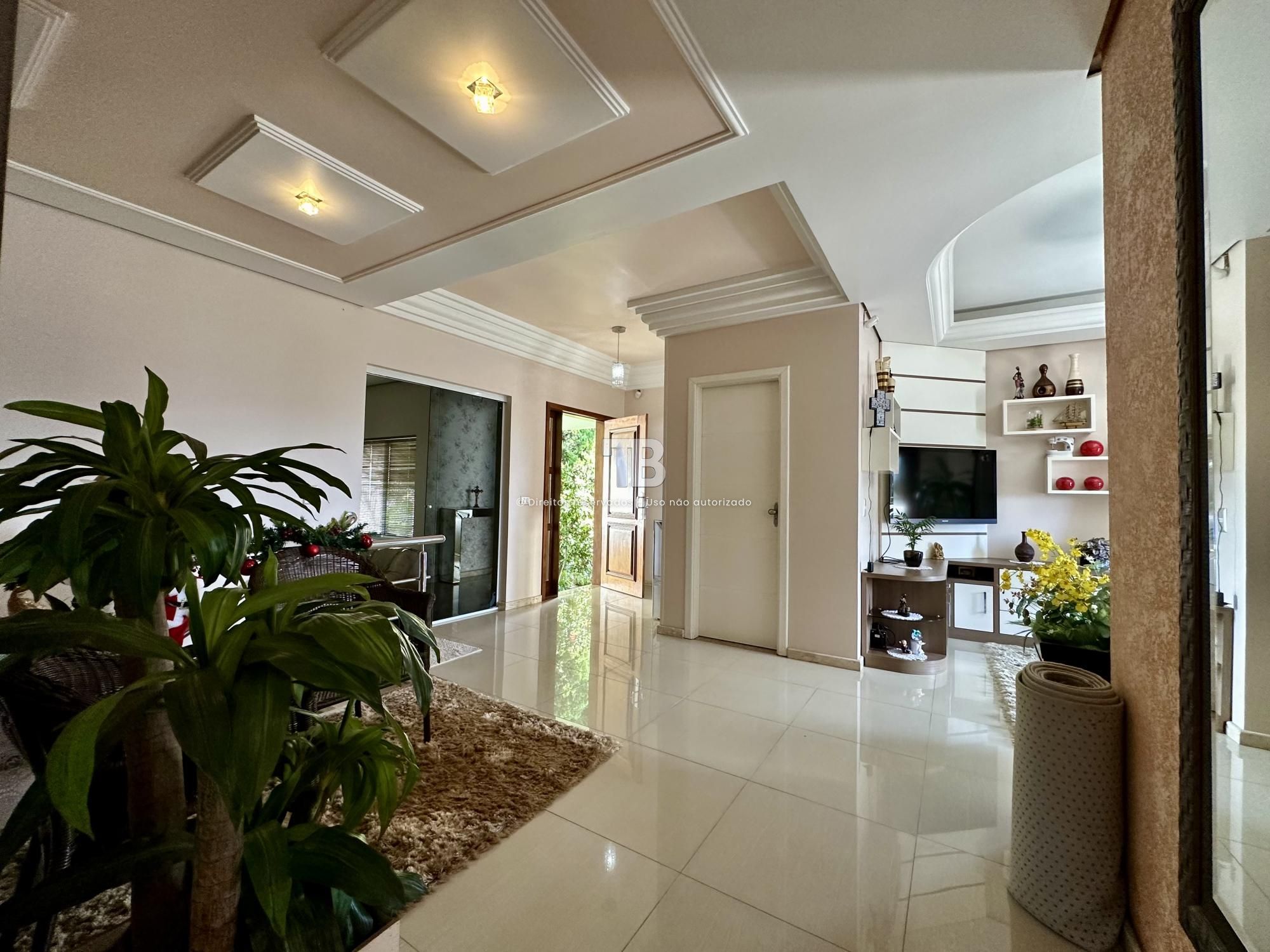 Casa com 4 Quartos - Jardim Itália