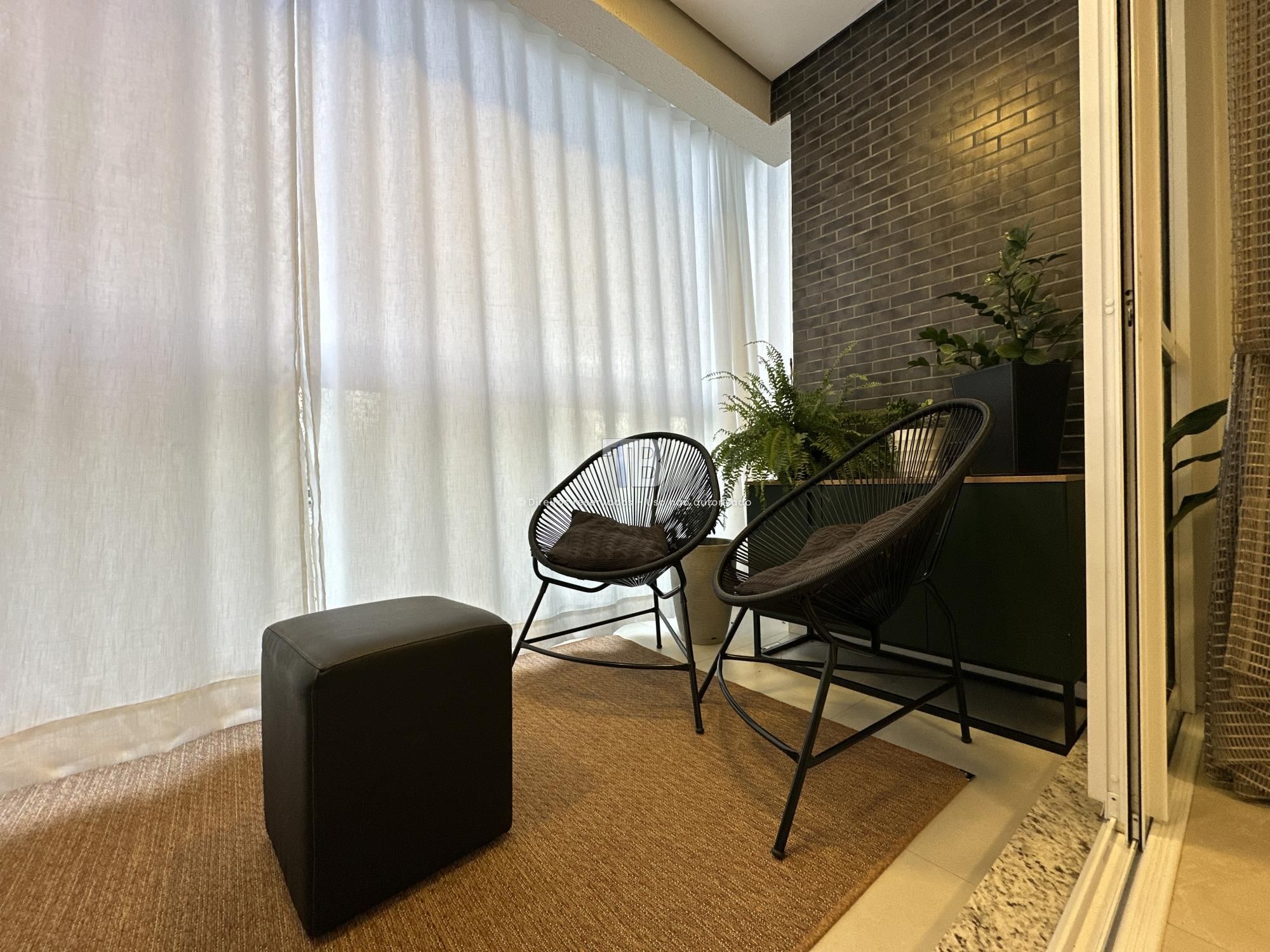 Apartamento três suítes