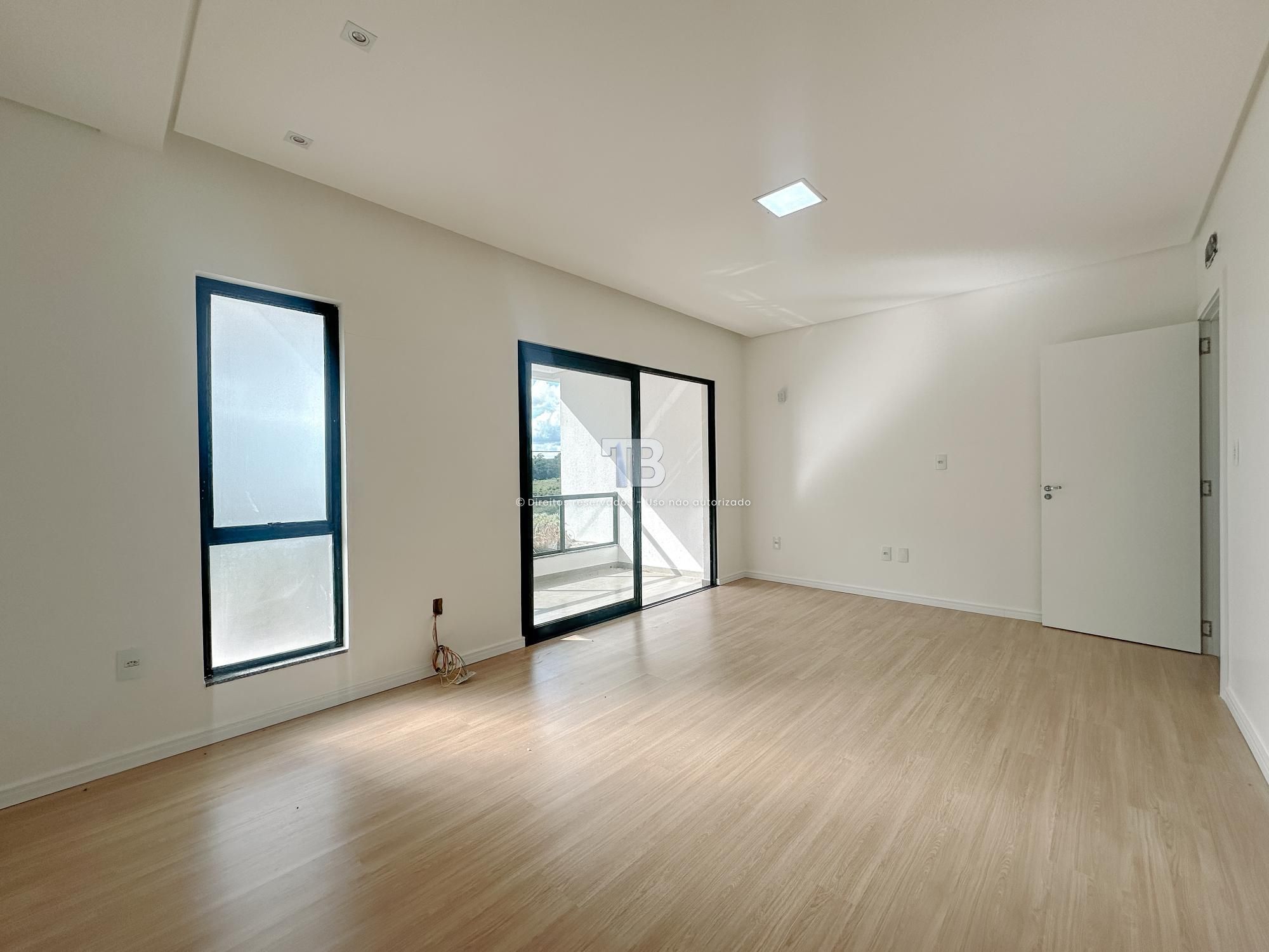 Casa com piscina e vista no Jardim Europa