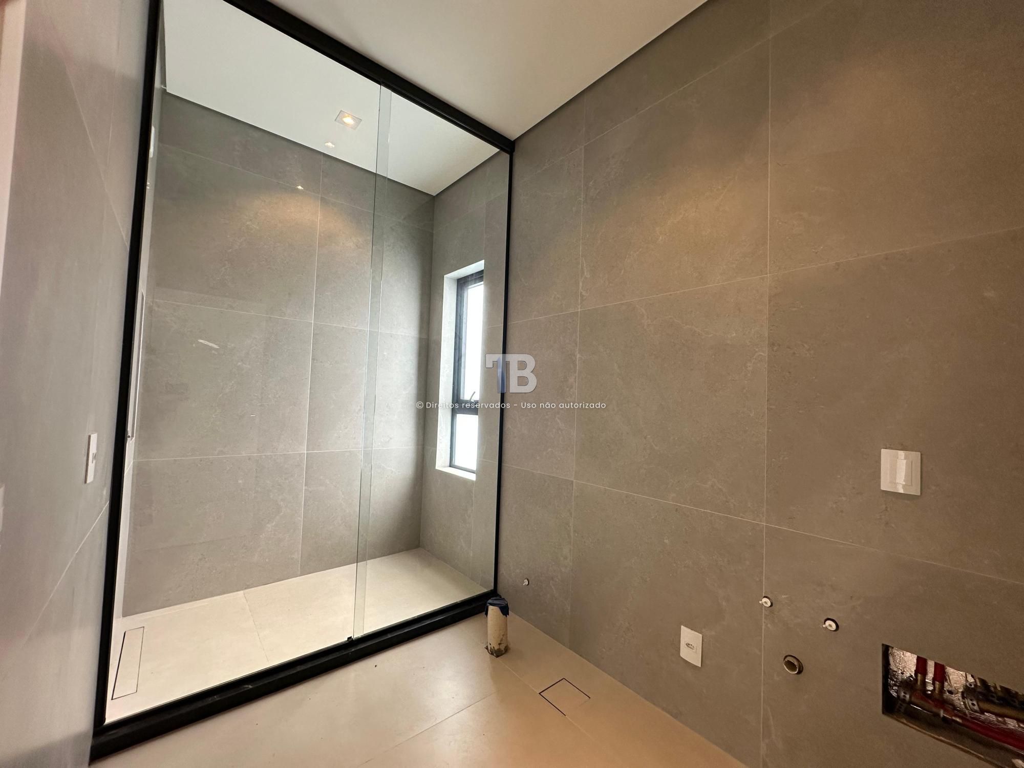 Casa em Condomínio Fechado