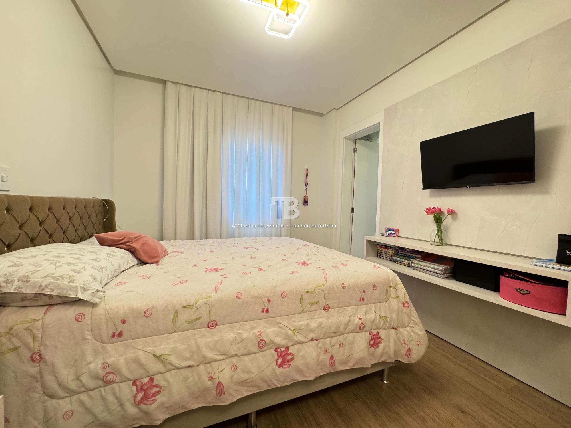 Apartamento Mobiliado à Venda
