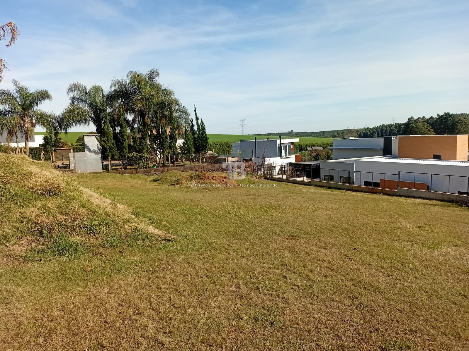 Terreno em condomínio
