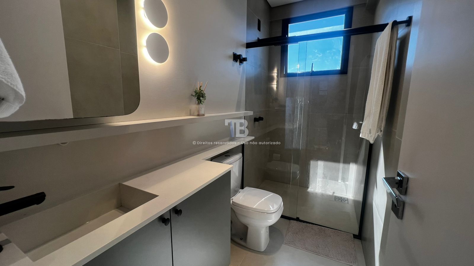 Apartamento Mobiliado com 117 m²