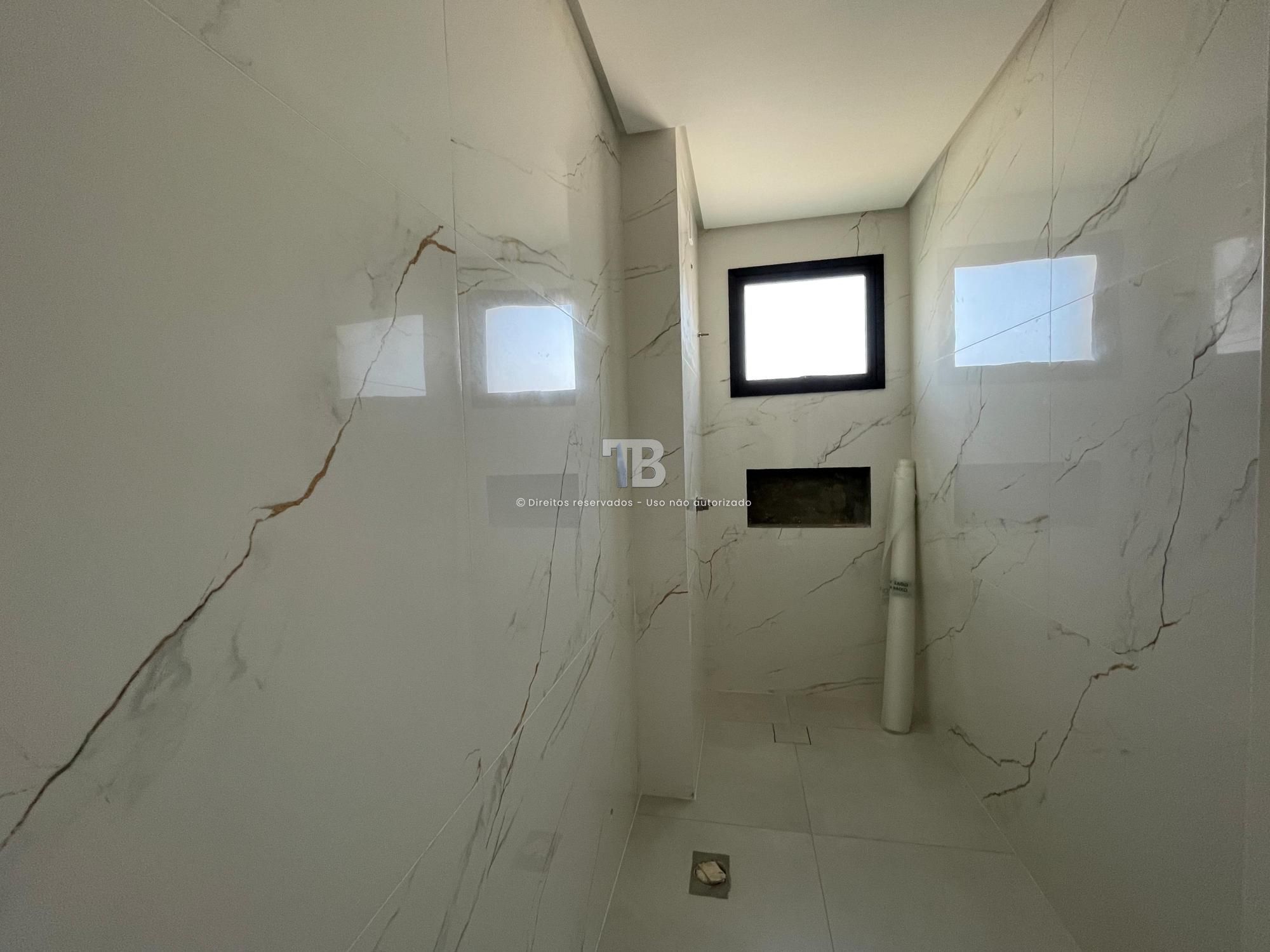 Apartamento Novo à Venda