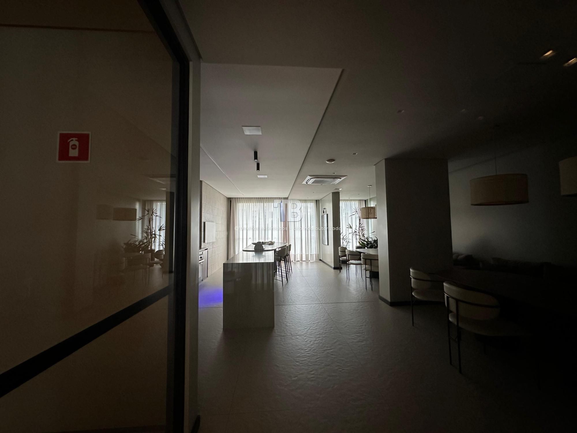 Apartamento Novo à Venda com 3 suítes