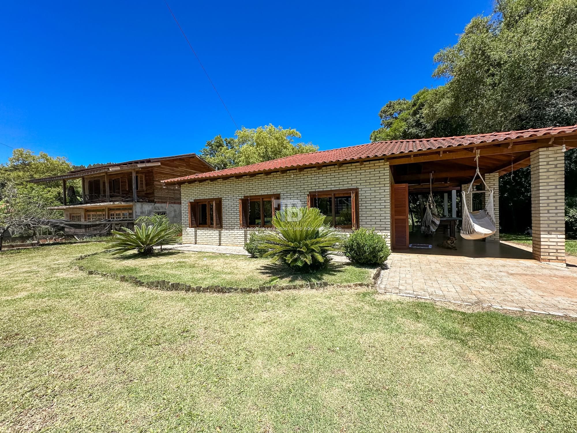 3503 – Chácara Residencial com 3 Quartos Próxima ao Aeroporto de Chapecó