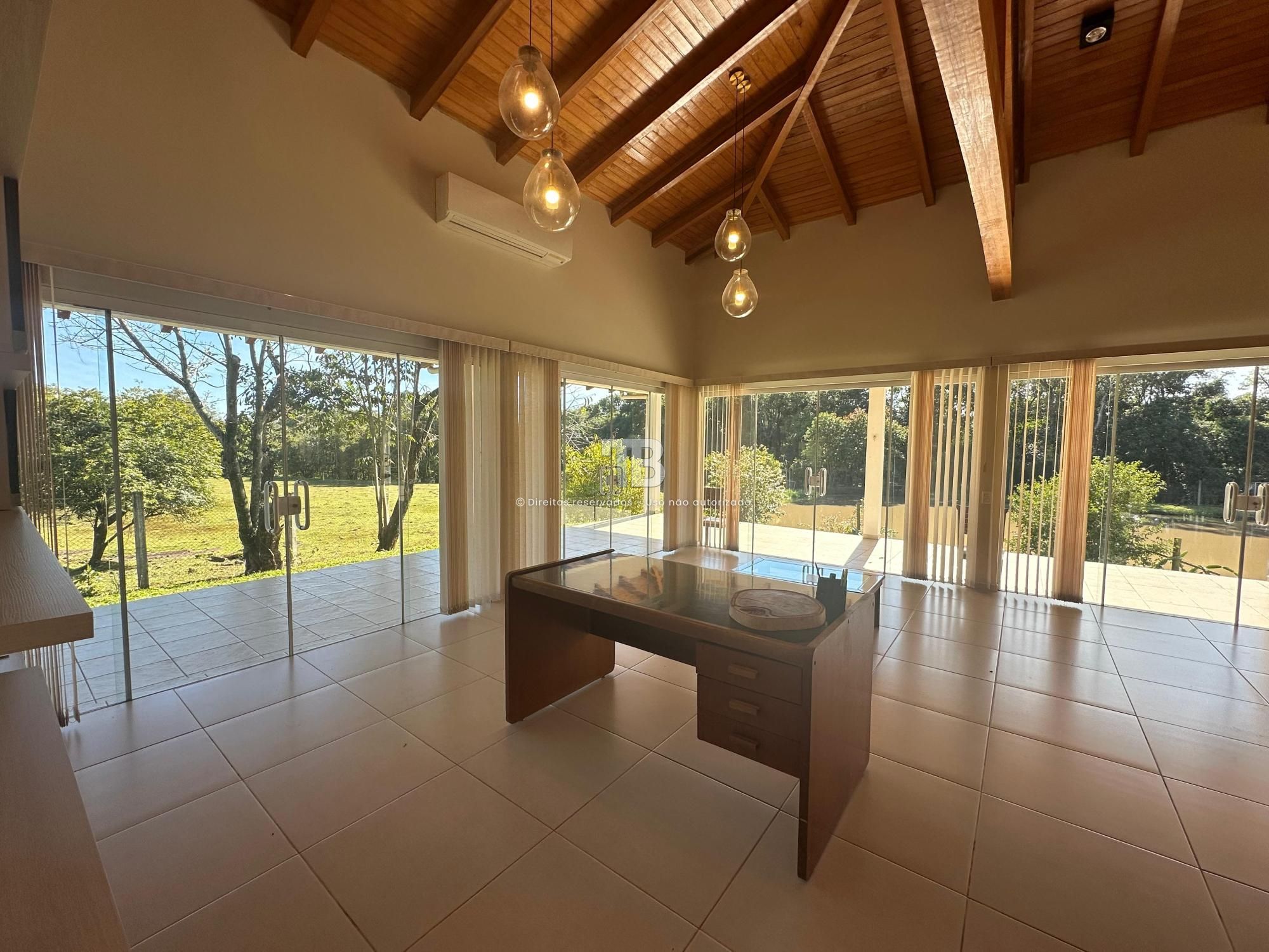 Chácara à Venda na Linha Cachoeira