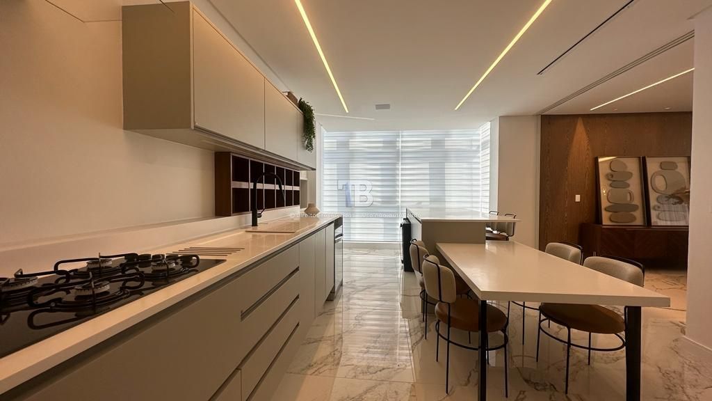 Apartamento à venda no Jardim Itália, Chapecó | 4 suítes