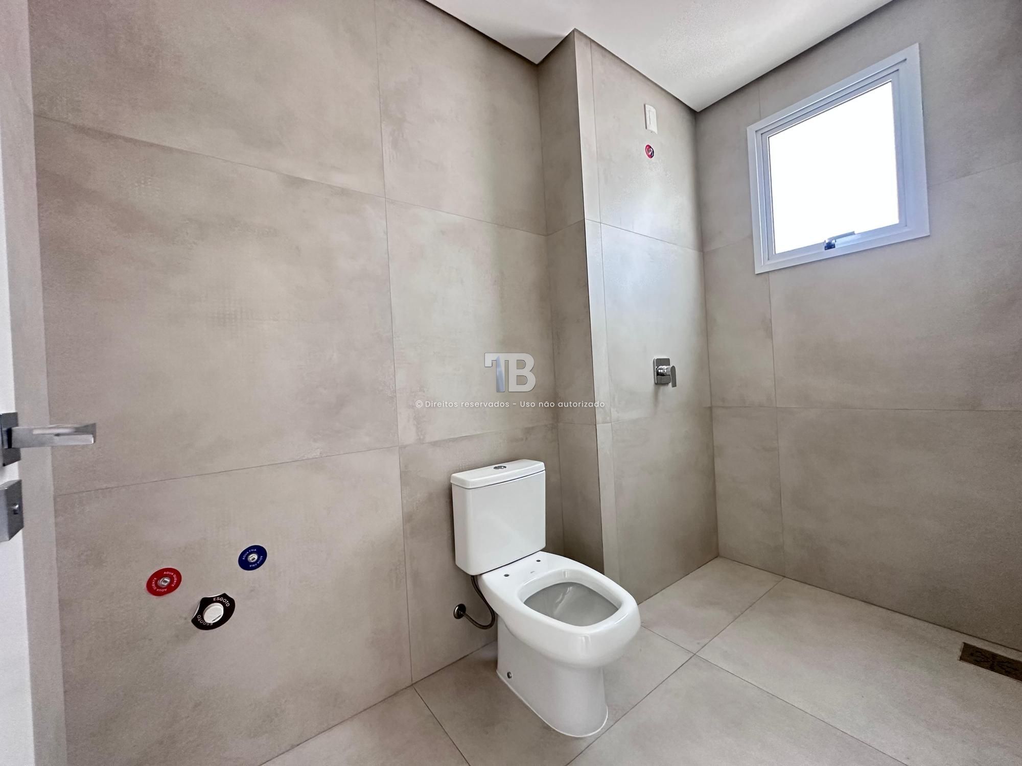 Apartamento Novo à Venda