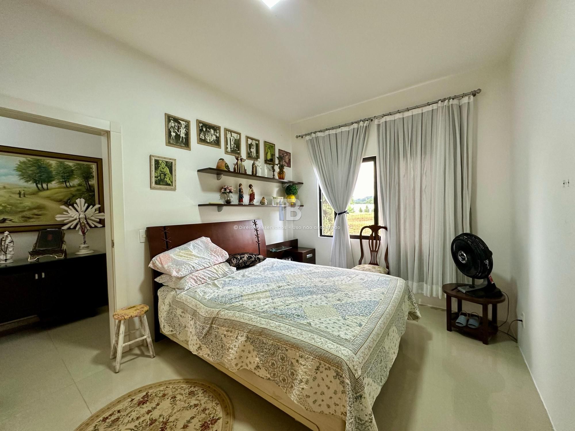 Casa em condomínio fechado