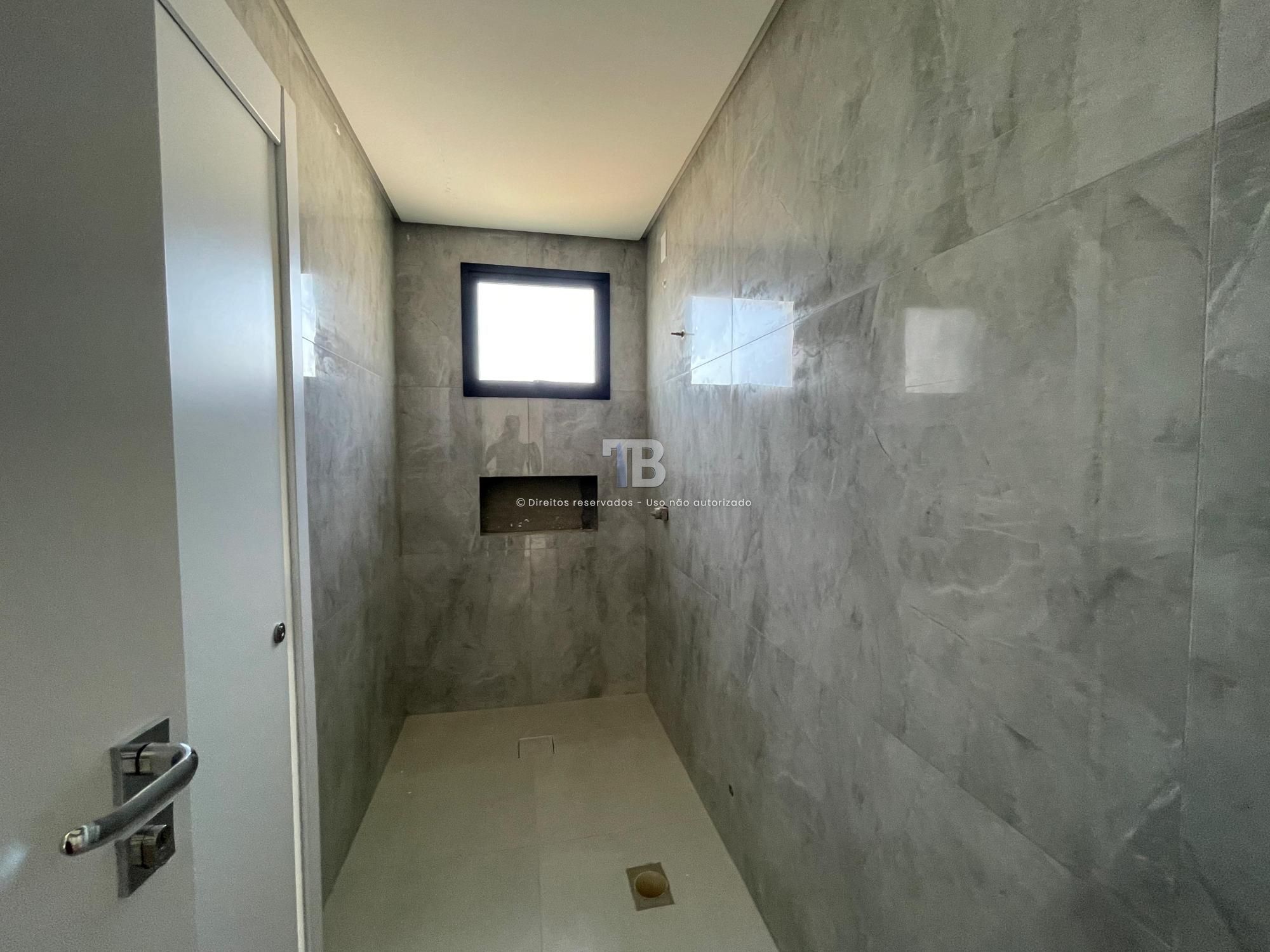 Apartamento Novo à Venda