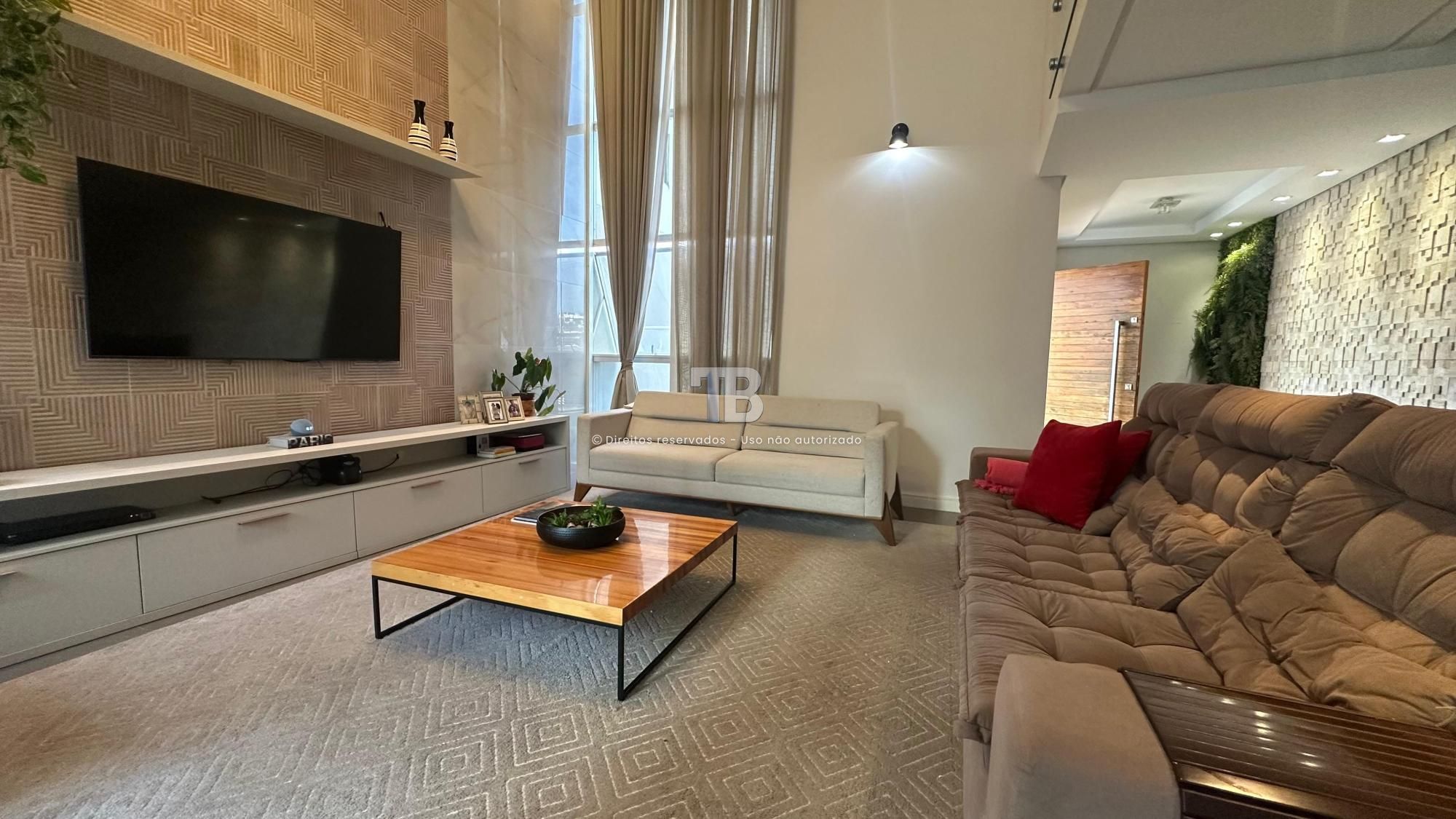 4151 – Casa com 3 suítes e 5 banheiros no bairro Universitário, Chapecó